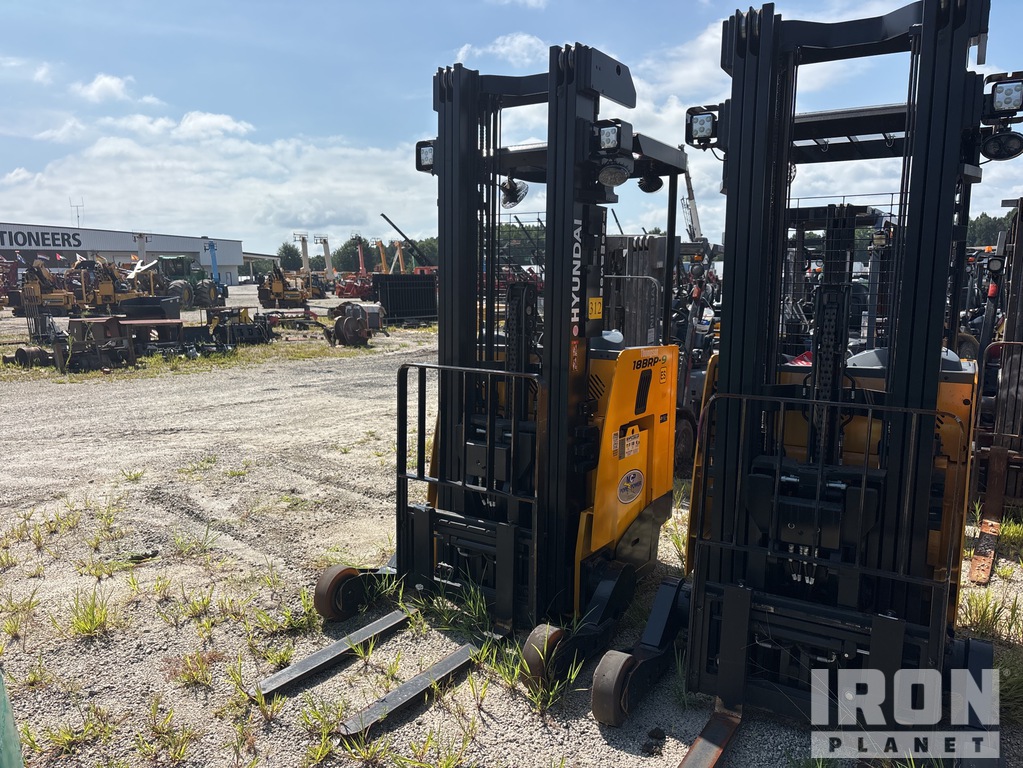 General Appearance - Lift Truck* with Foto, angolo anteriore sinistro