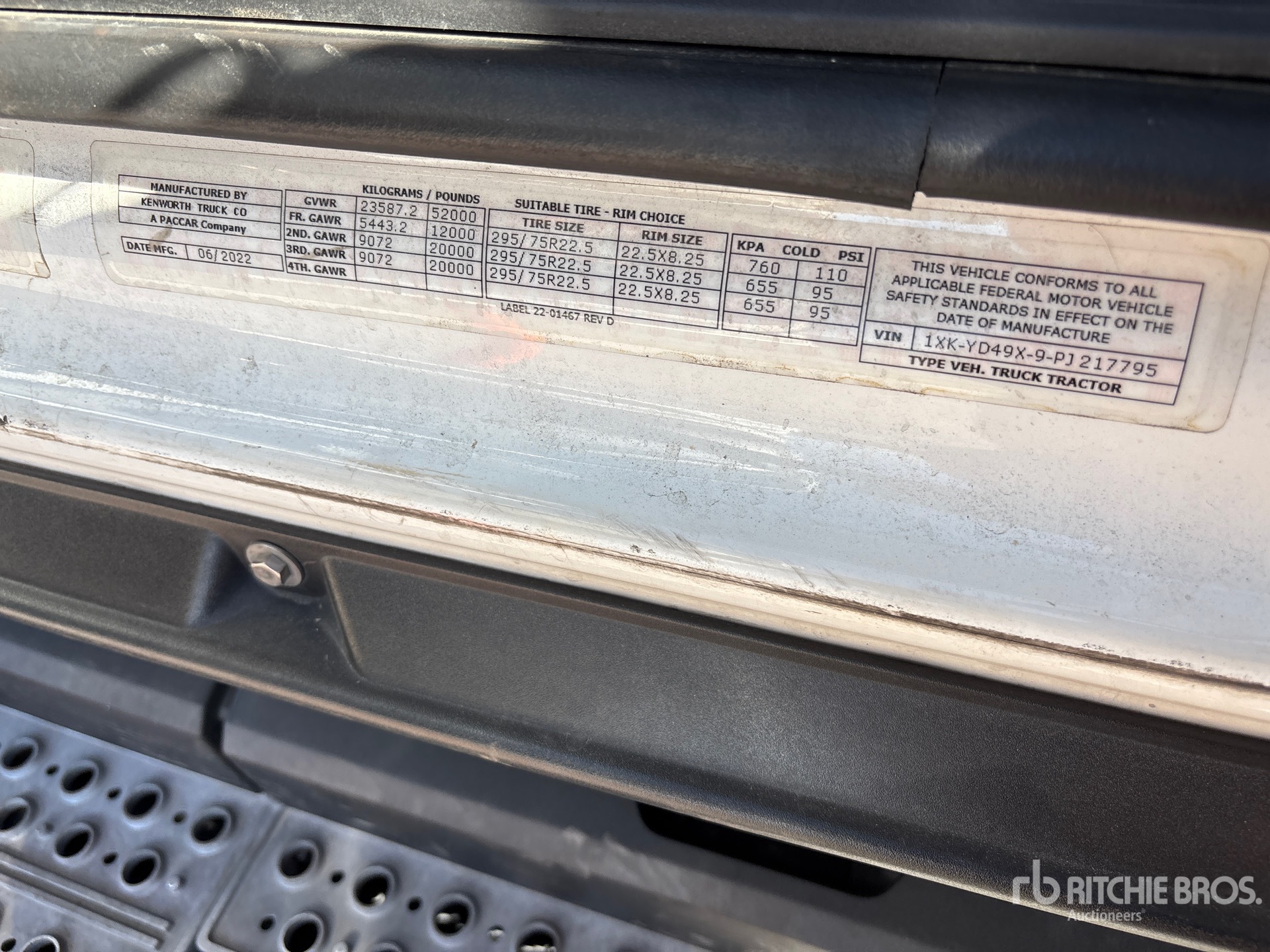 2023 Kenworth T680