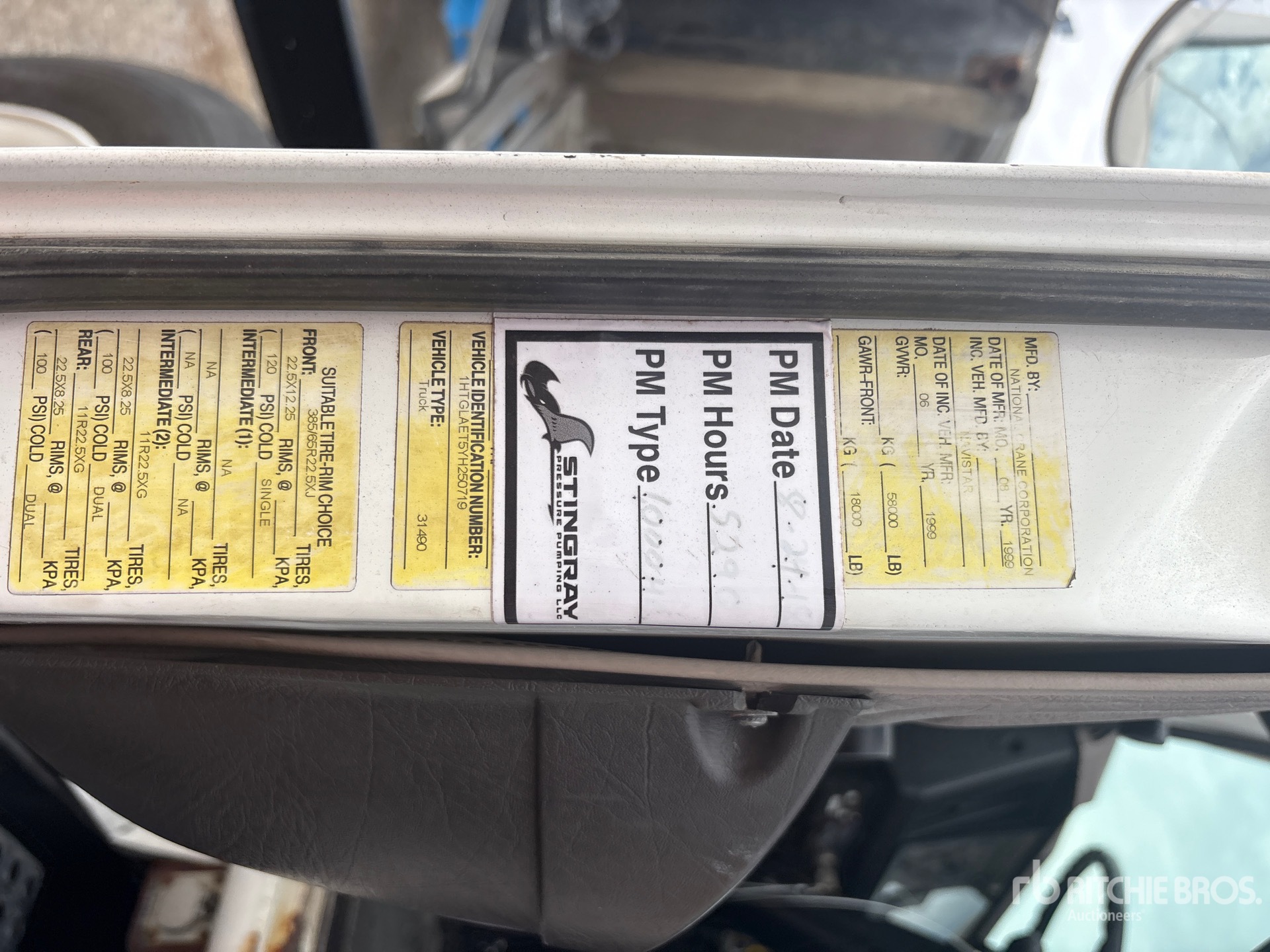 2000 International 2674