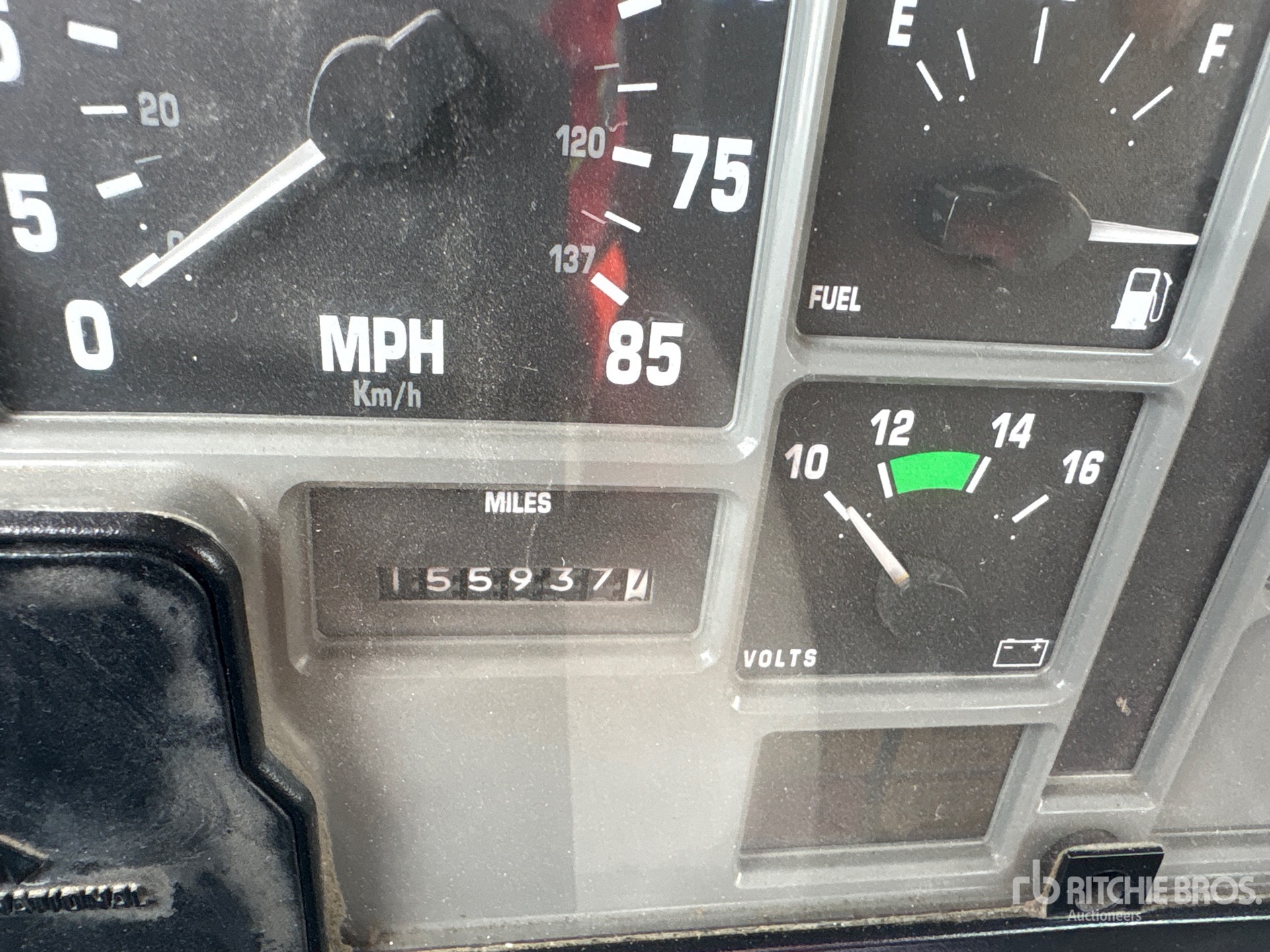 2000 International 2674