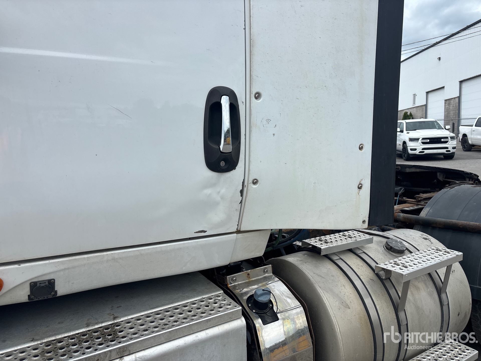 2018 International LT625