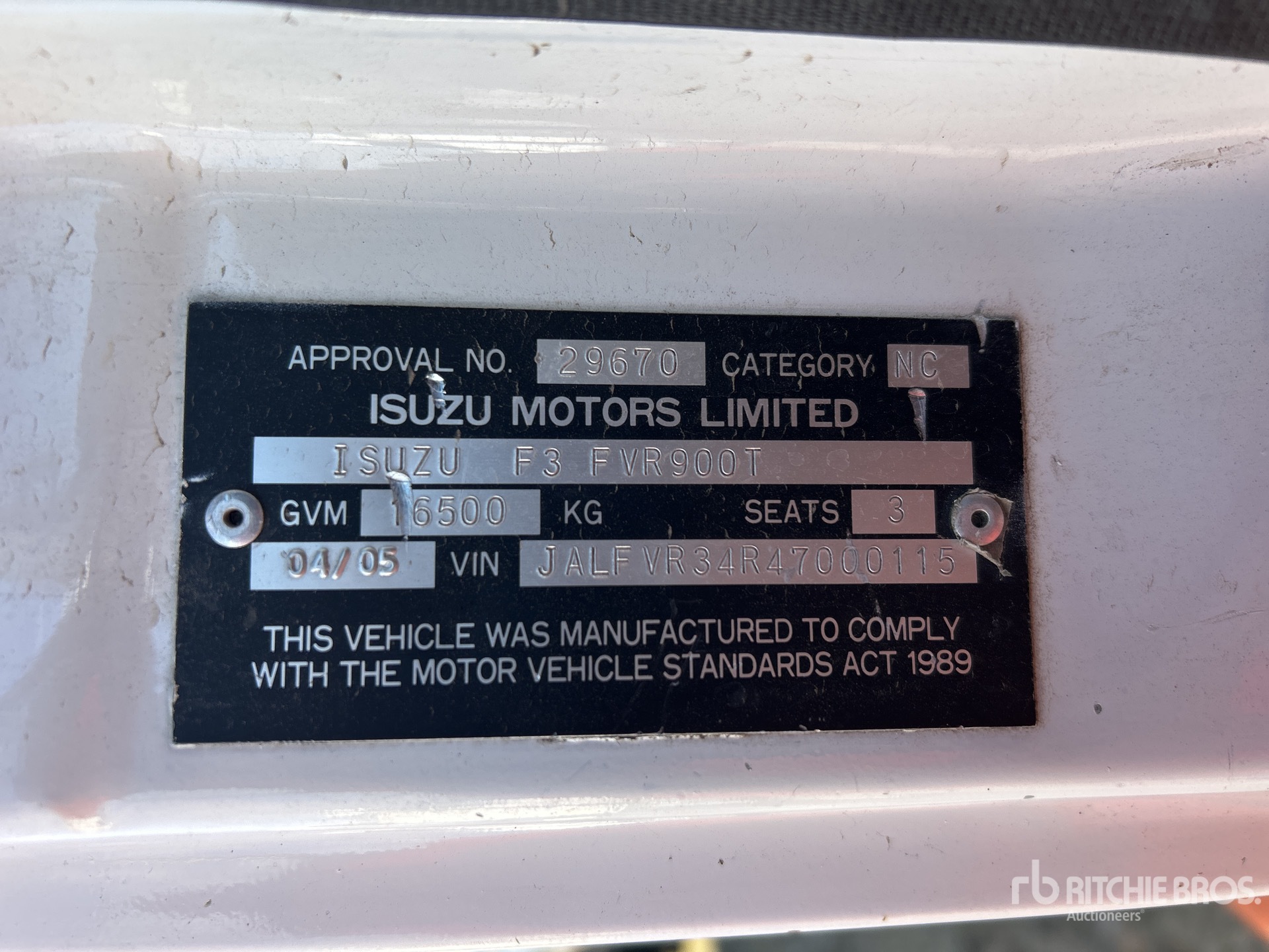 2005 Isuzu FVR900T