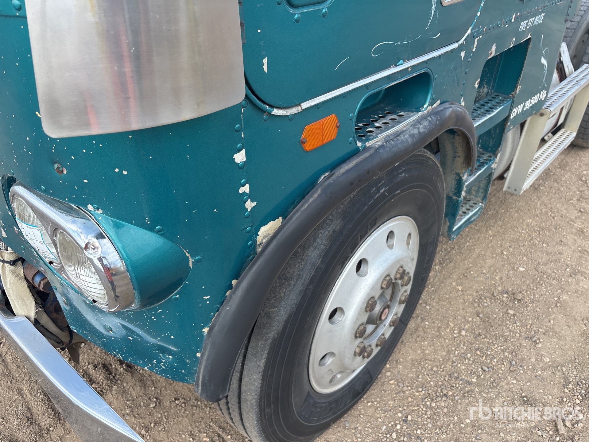 1980 Freightliner T8664T