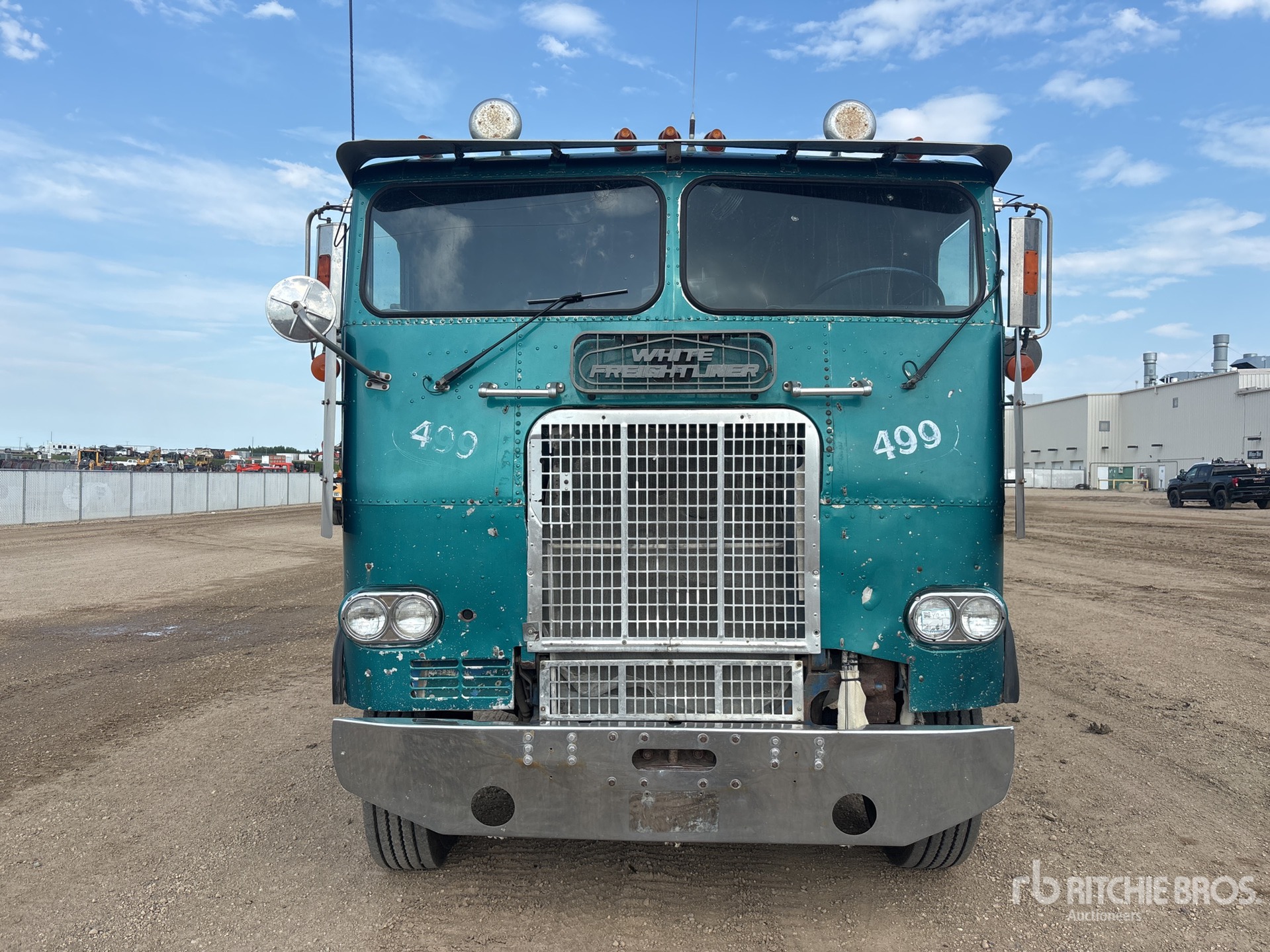 1980 Freightliner T8664T
