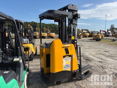General Appearance - Lift Truck* with Foto, angolo anteriore sinistro