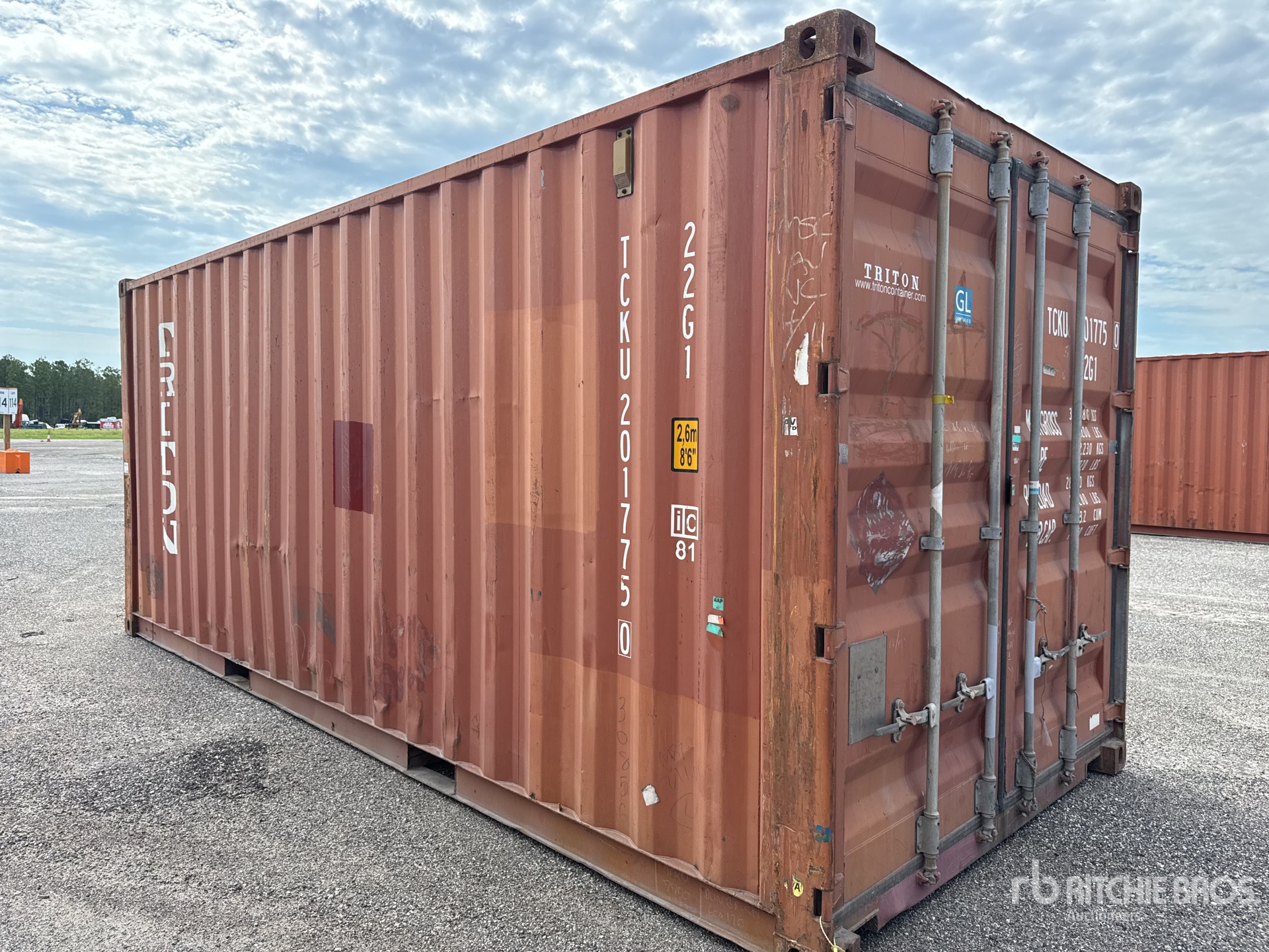 General Appearance with Picture, Left Rear Corner