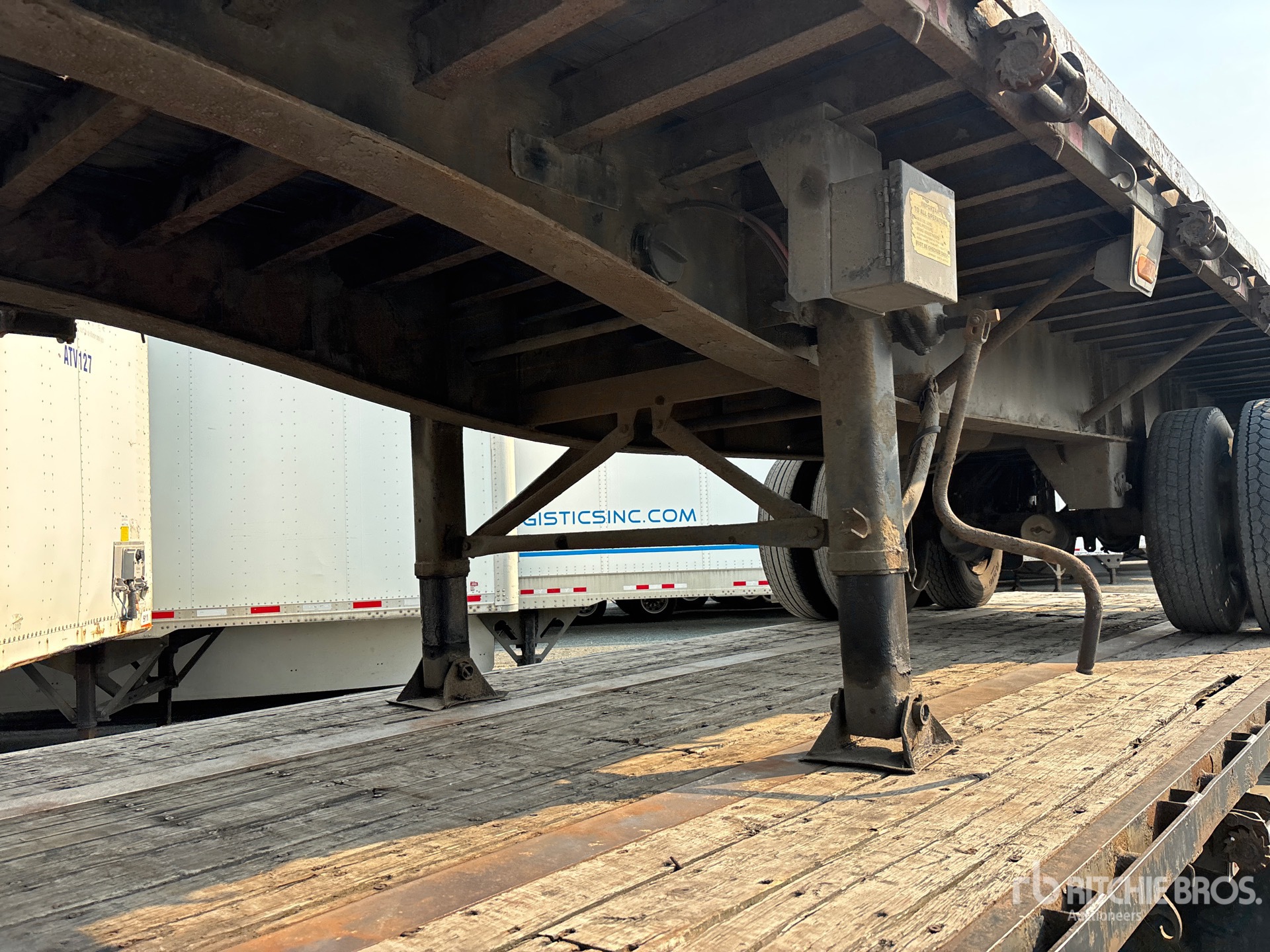 2006 Load King 28 ft Super B-Train Pup