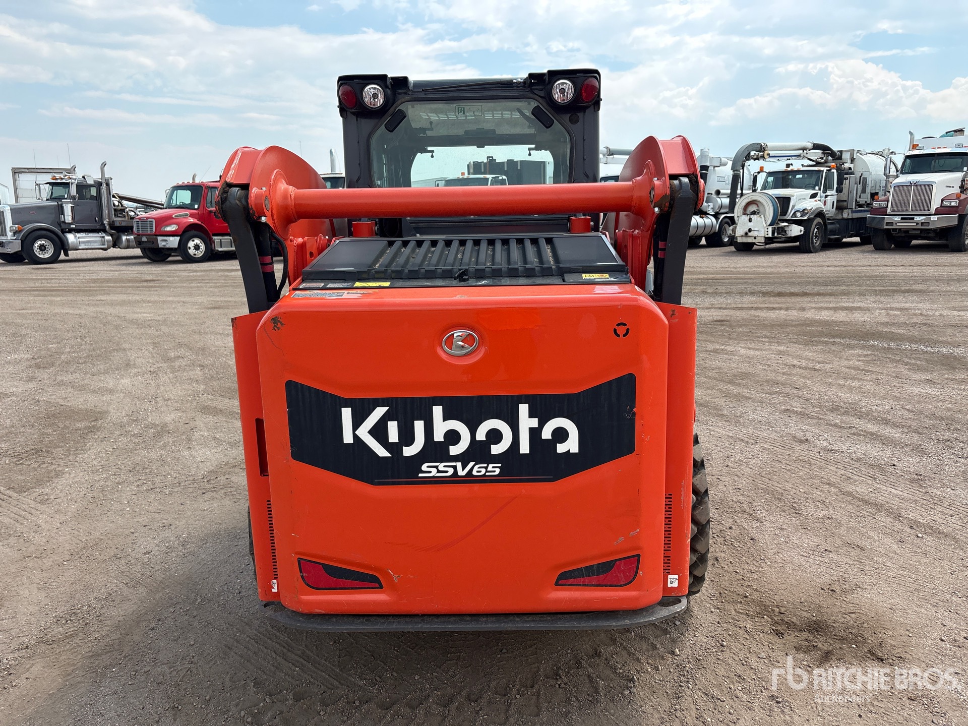 2023 Kubota SSV65