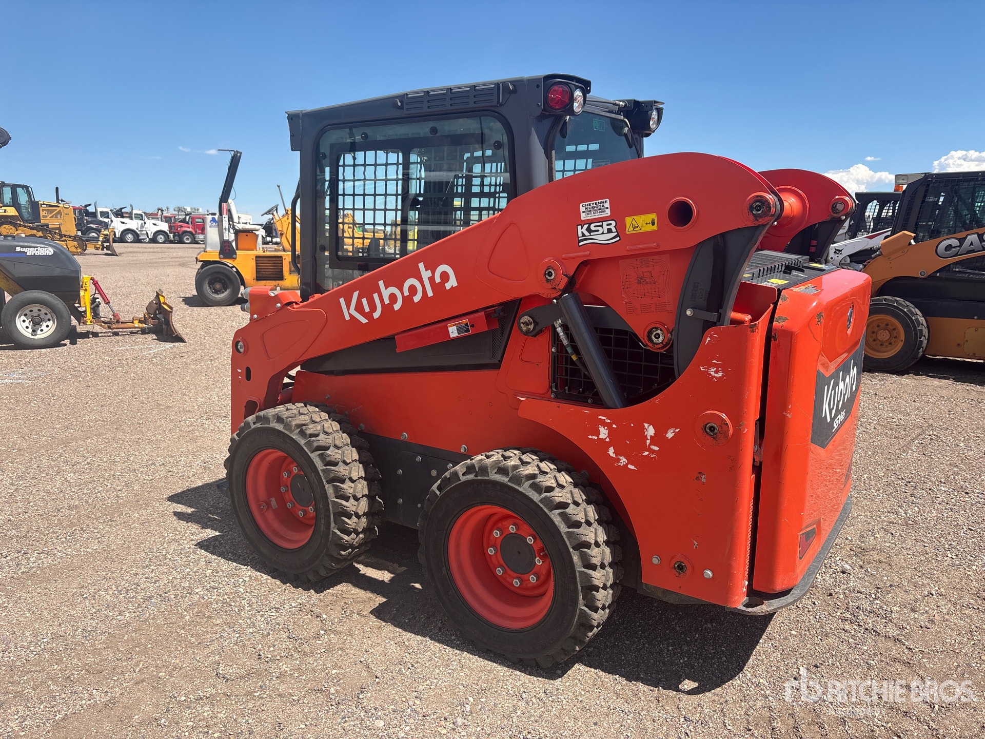 General Appearance with Picture, Left Rear Corner