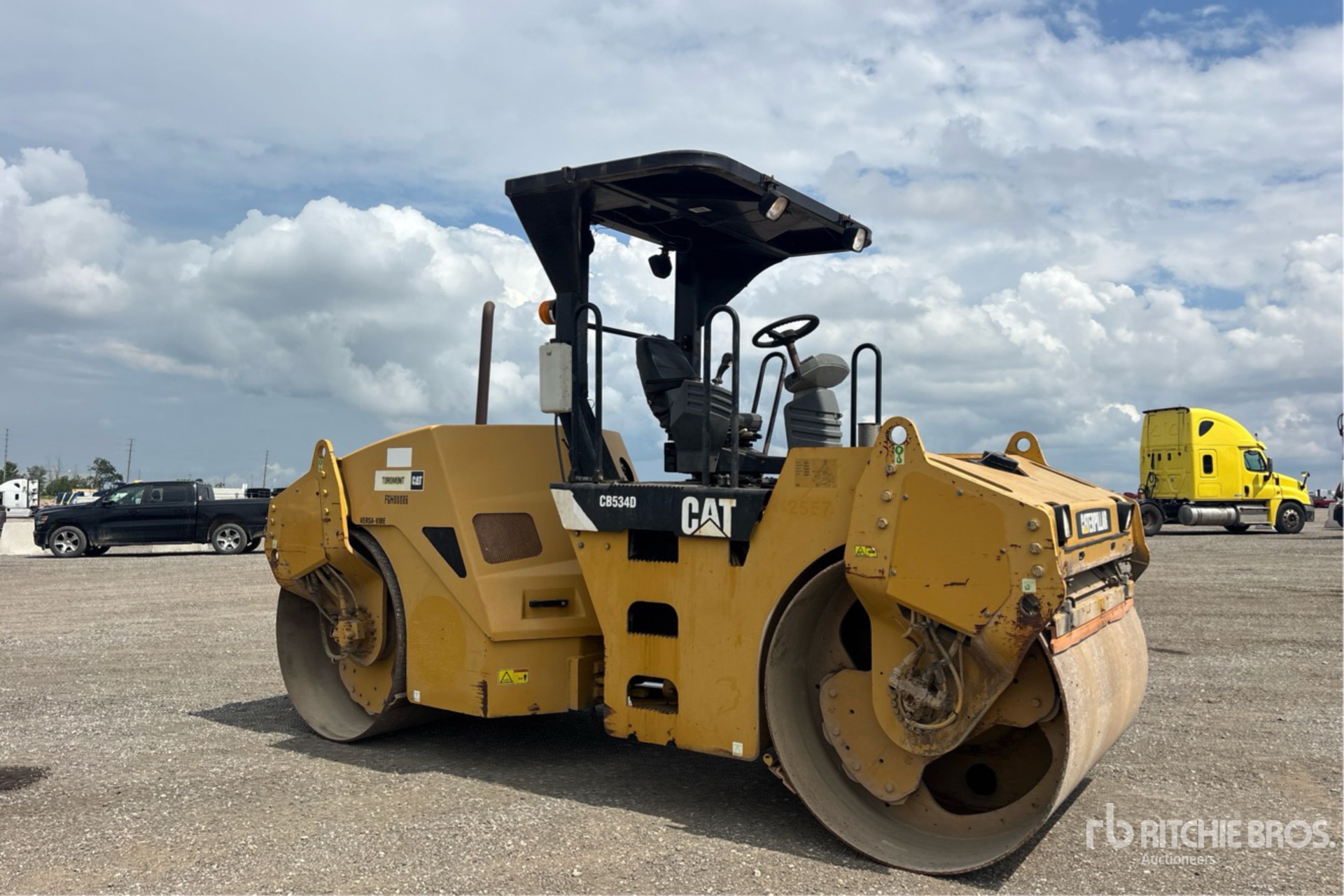 2009 Caterpillar CB-534D