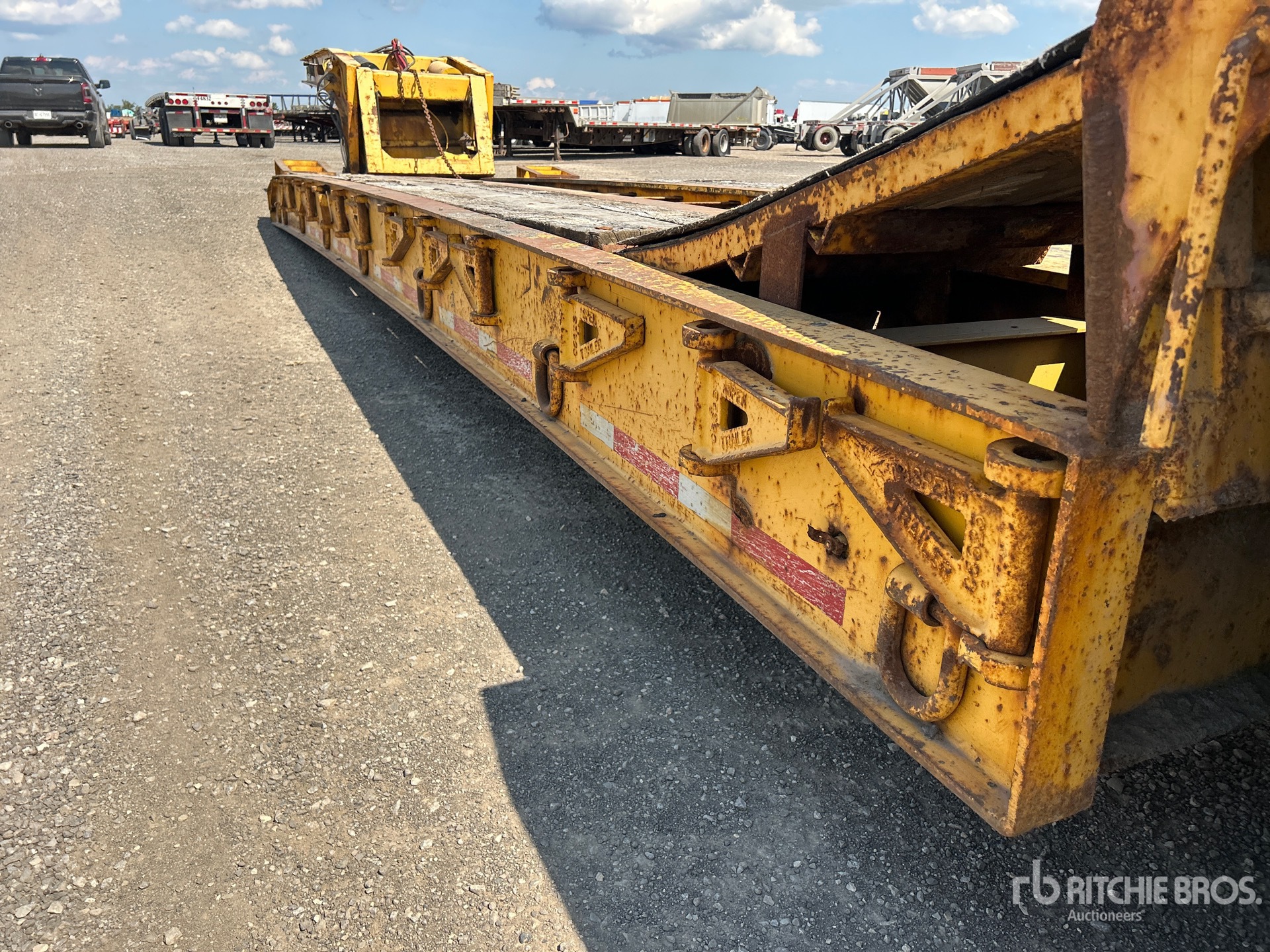 1998 Aspen Tri/A Removable Gooseneck