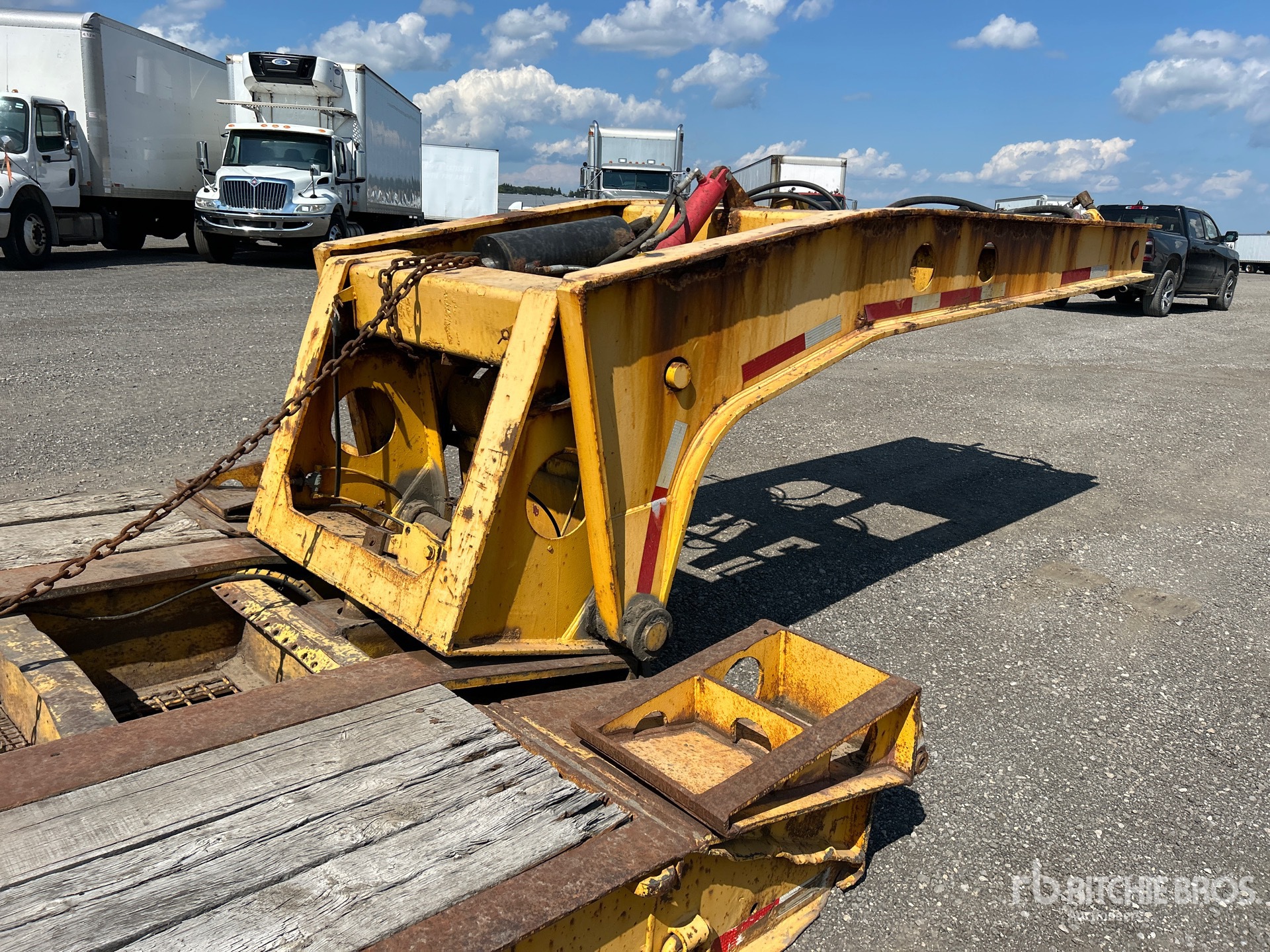 1998 Aspen Tri/A Removable Gooseneck