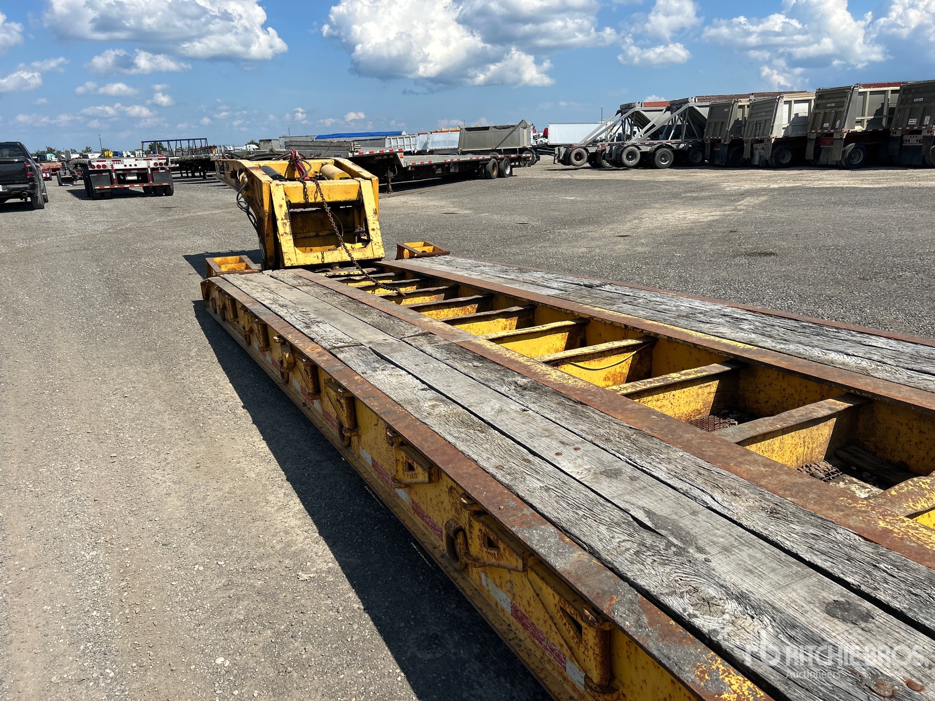 1998 Aspen Tri/A Removable Gooseneck