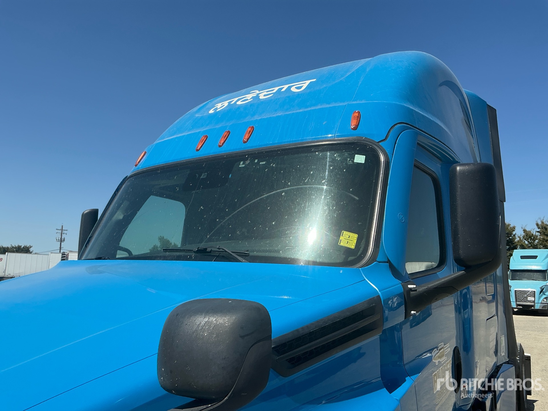 2021 Freightliner CASCADIA 126