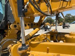 Hydraulics with Blade Lift Cylinders