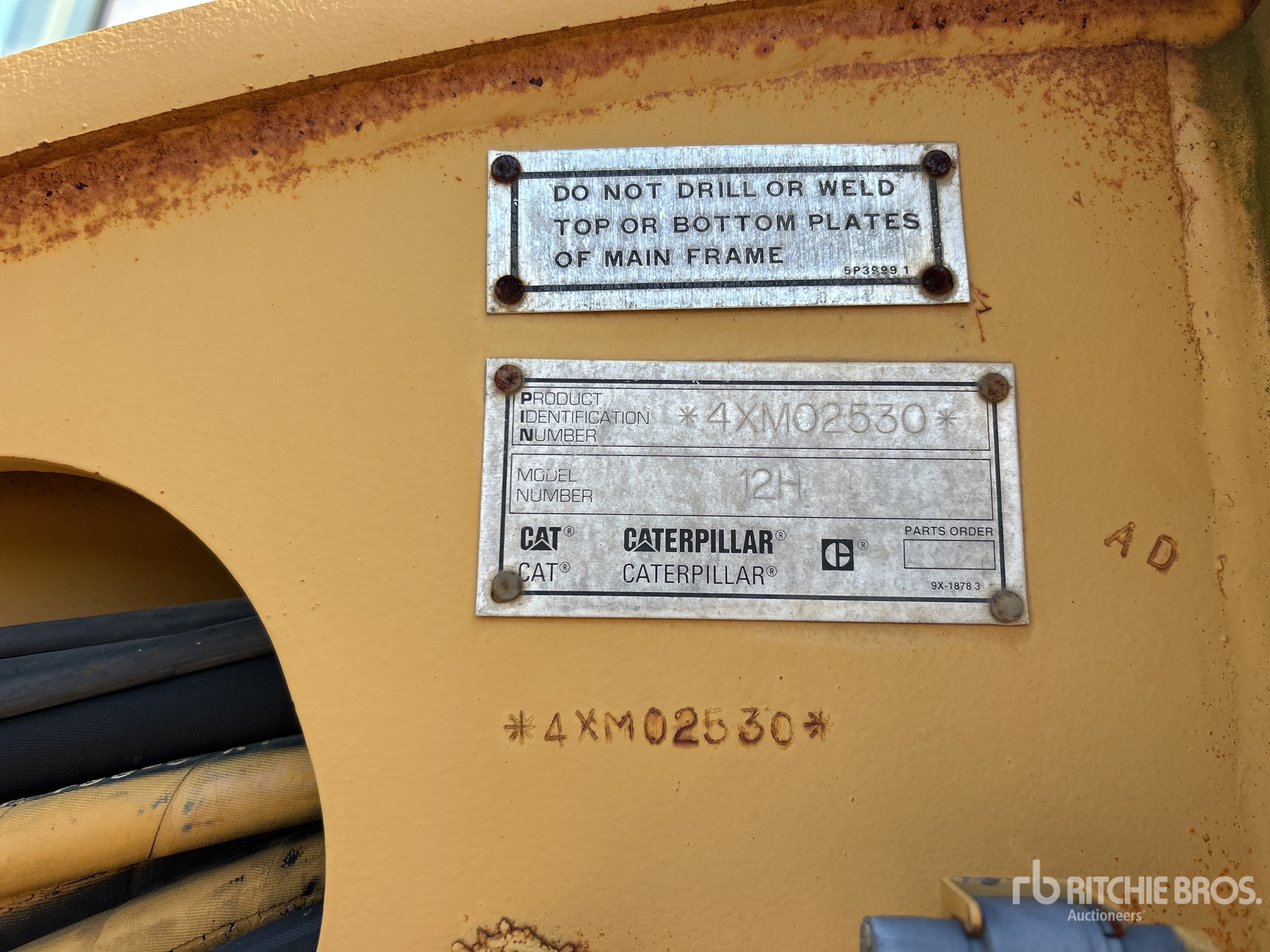 2000 Caterpillar 12H