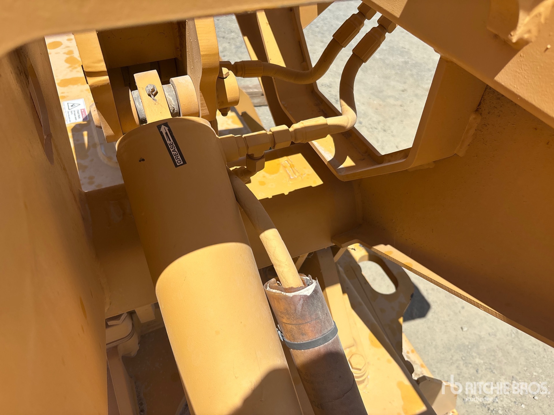 Caterpillar 156 IN ANGLE