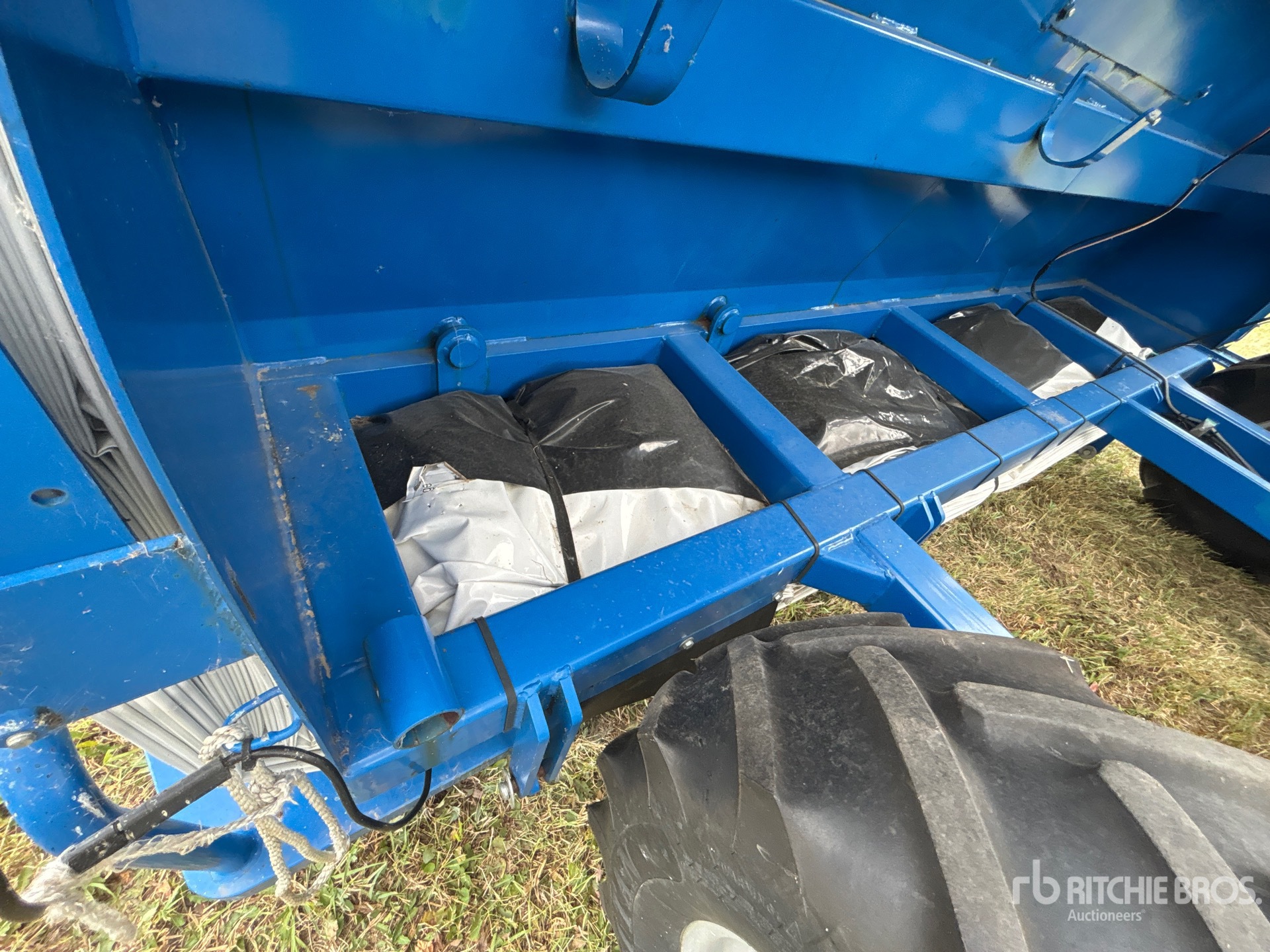 2022 Brandt GBL-10B