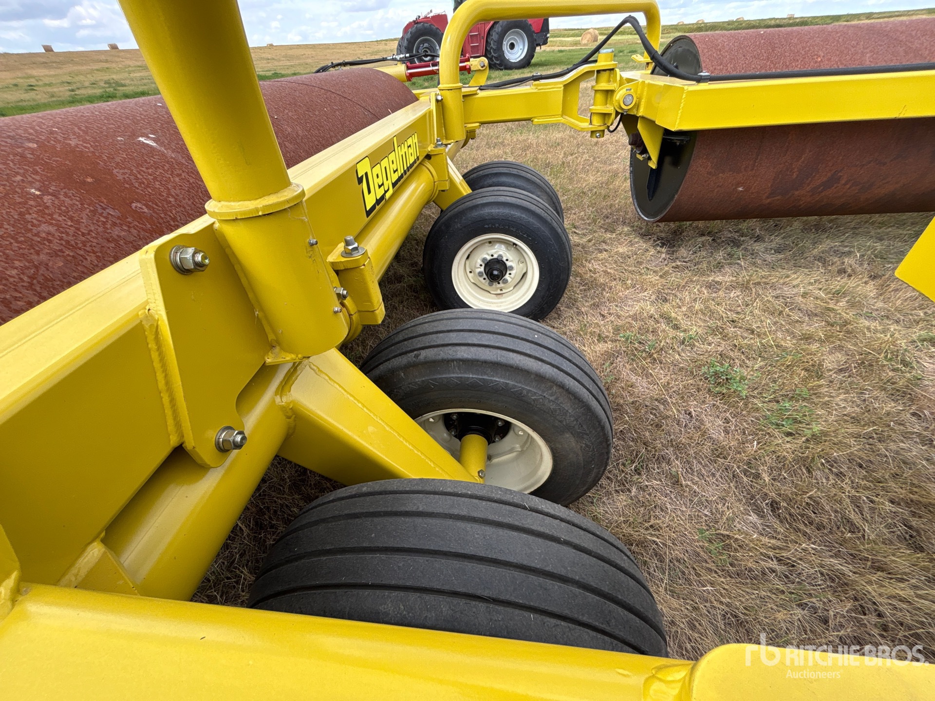 2016 Degelman LR7651