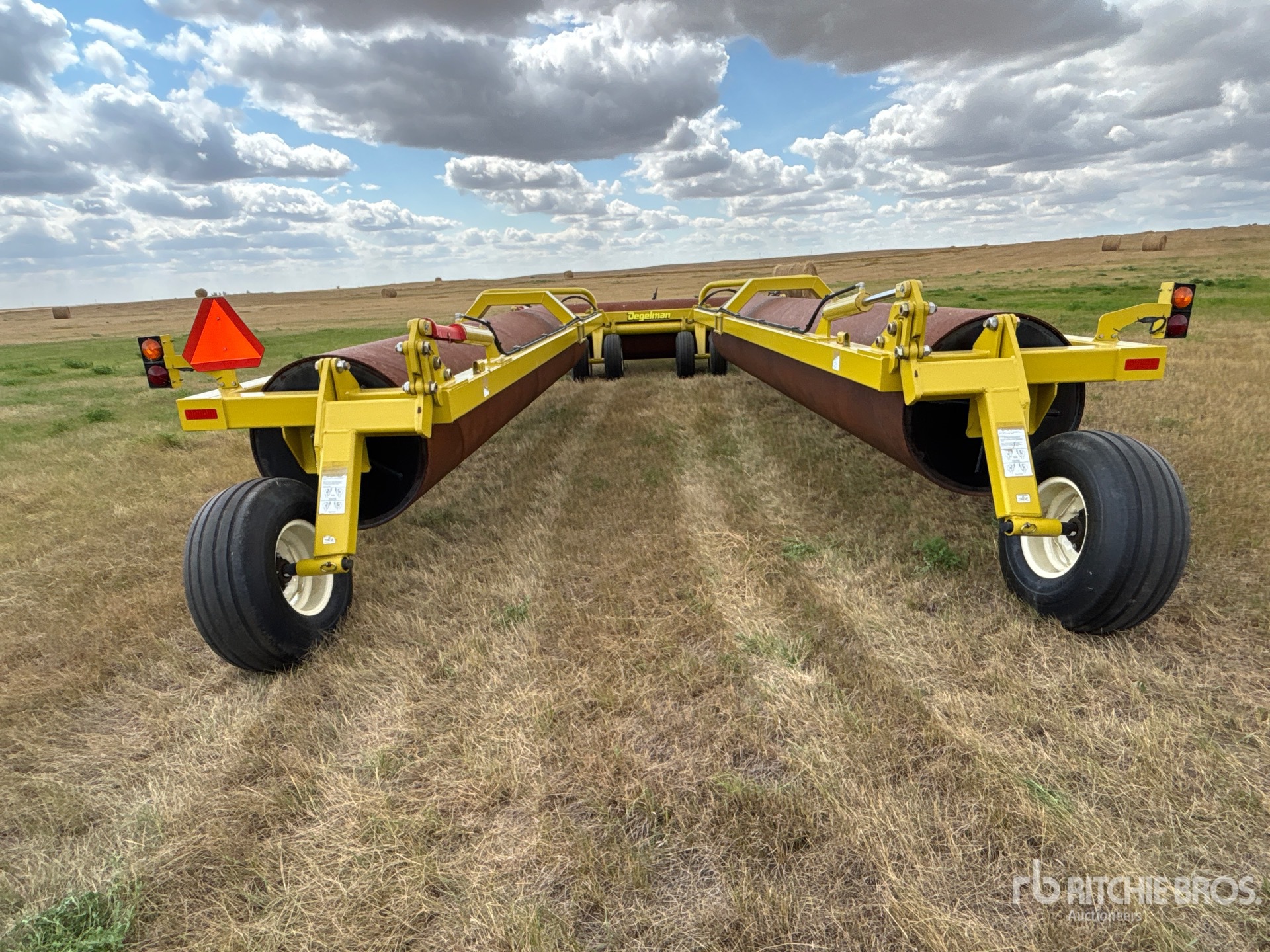2016 Degelman LR7651