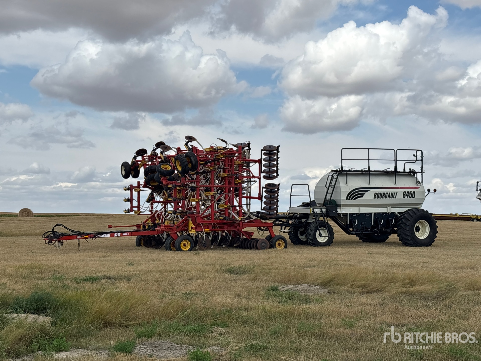 2005 Bourgault 5710