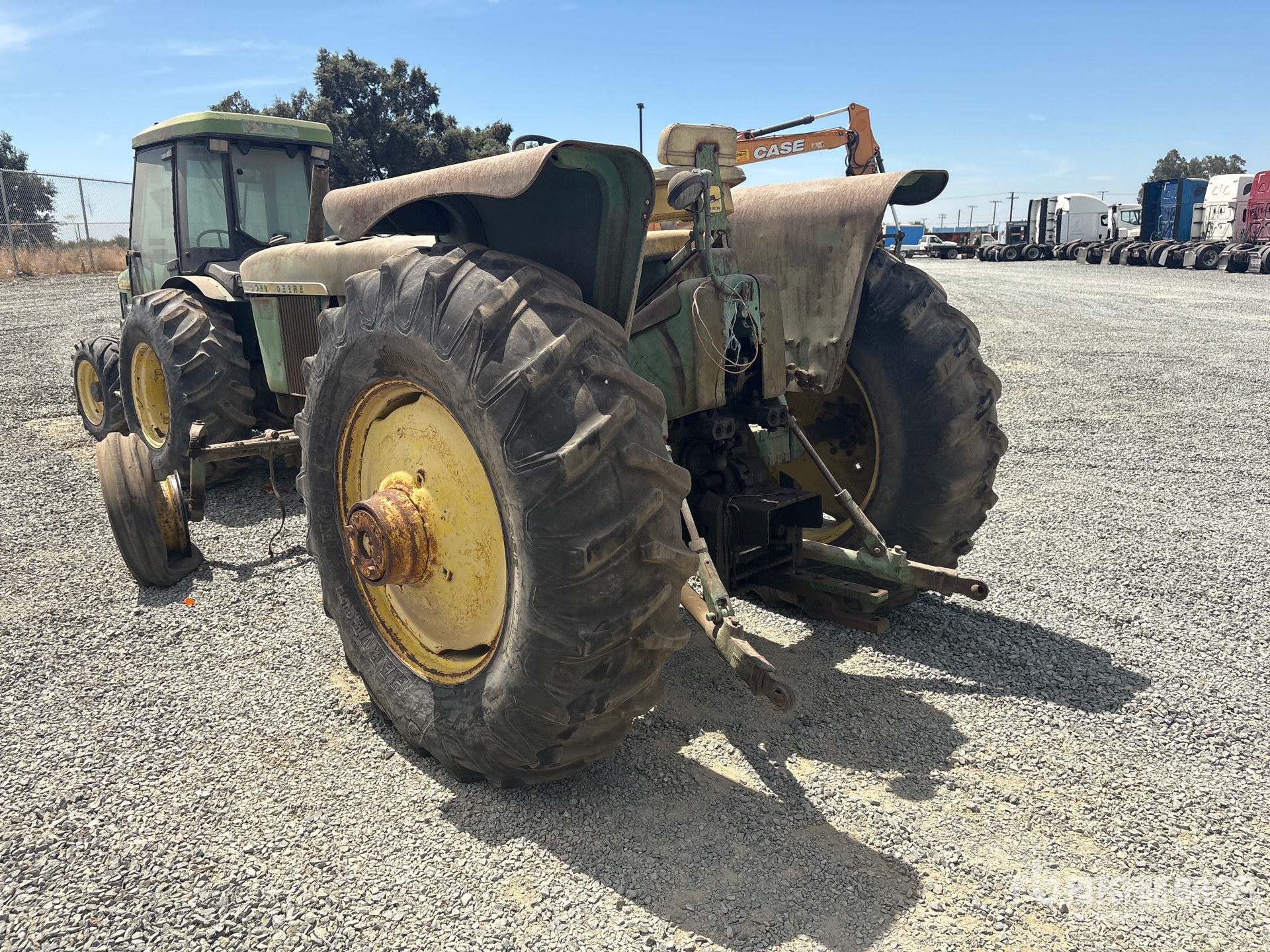 John Deere 4440