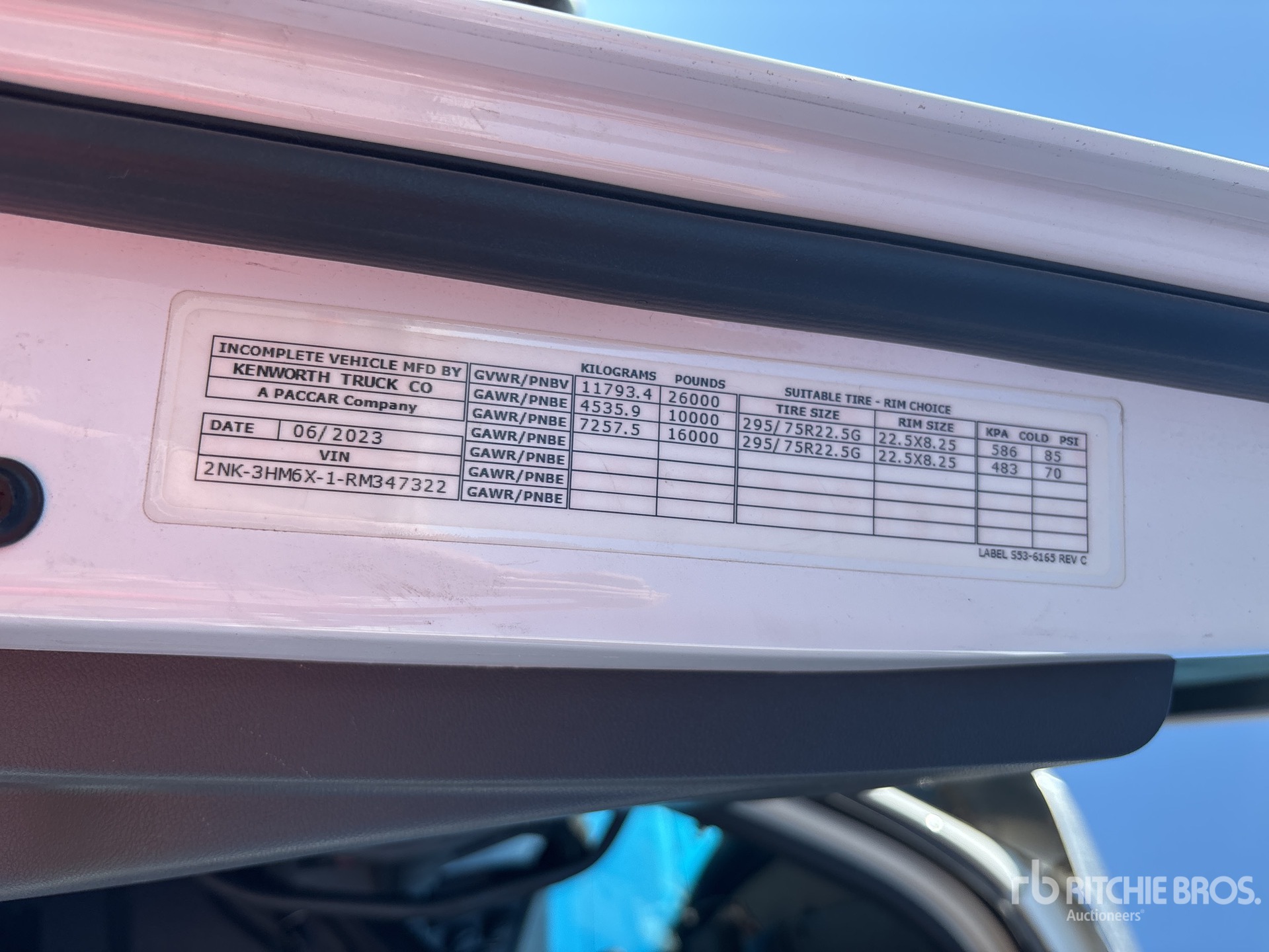 2024 Kenworth T280
