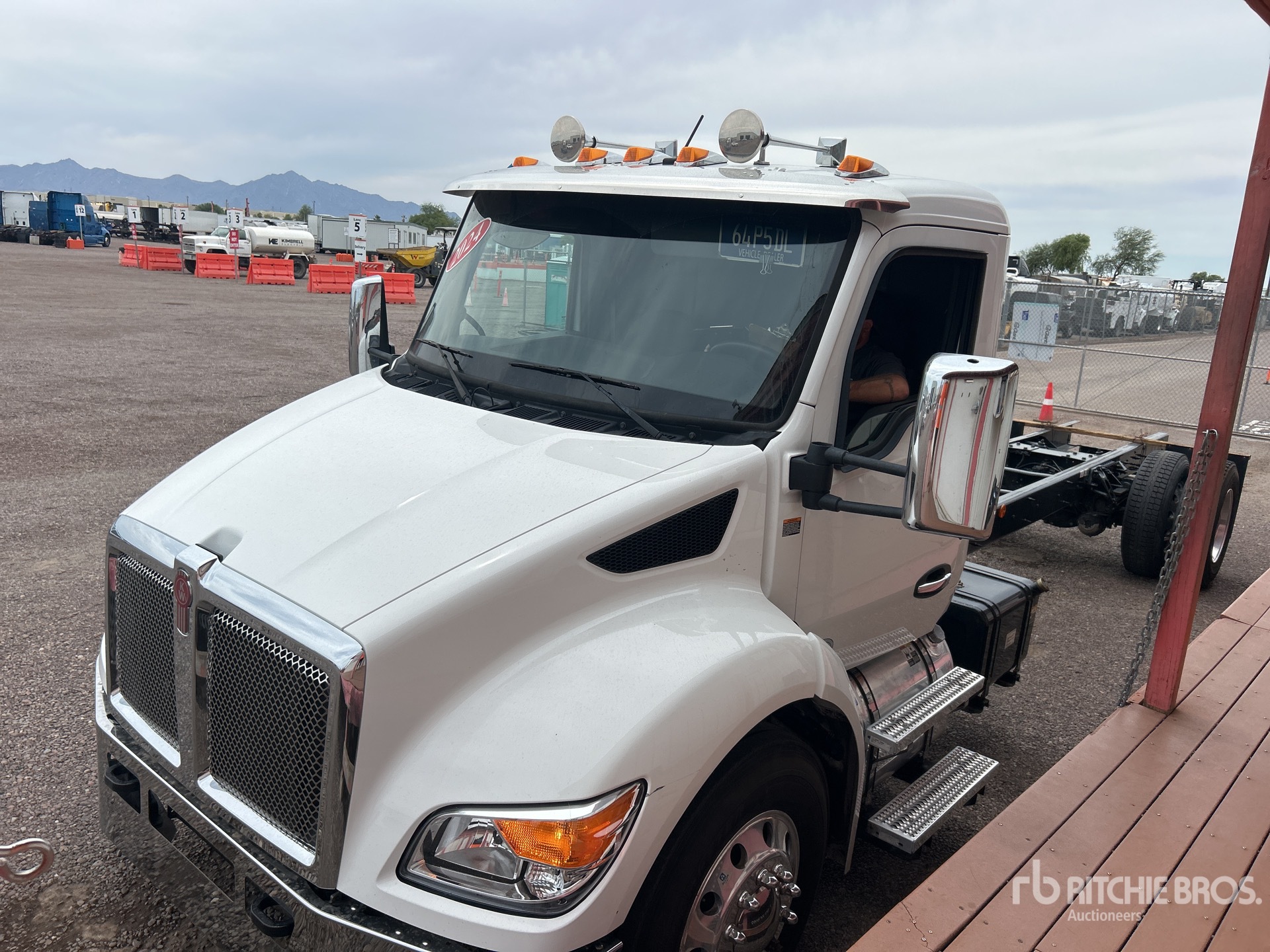 2024 Kenworth T280