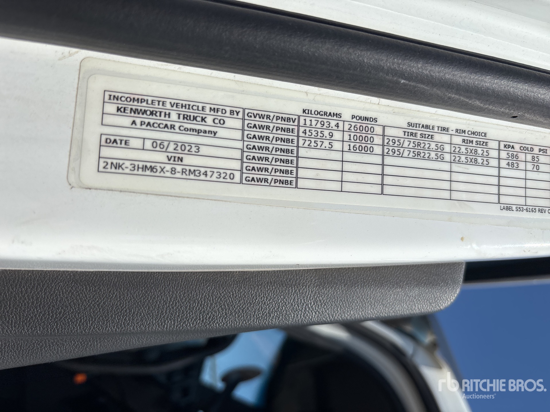 2024 Kenworth T280