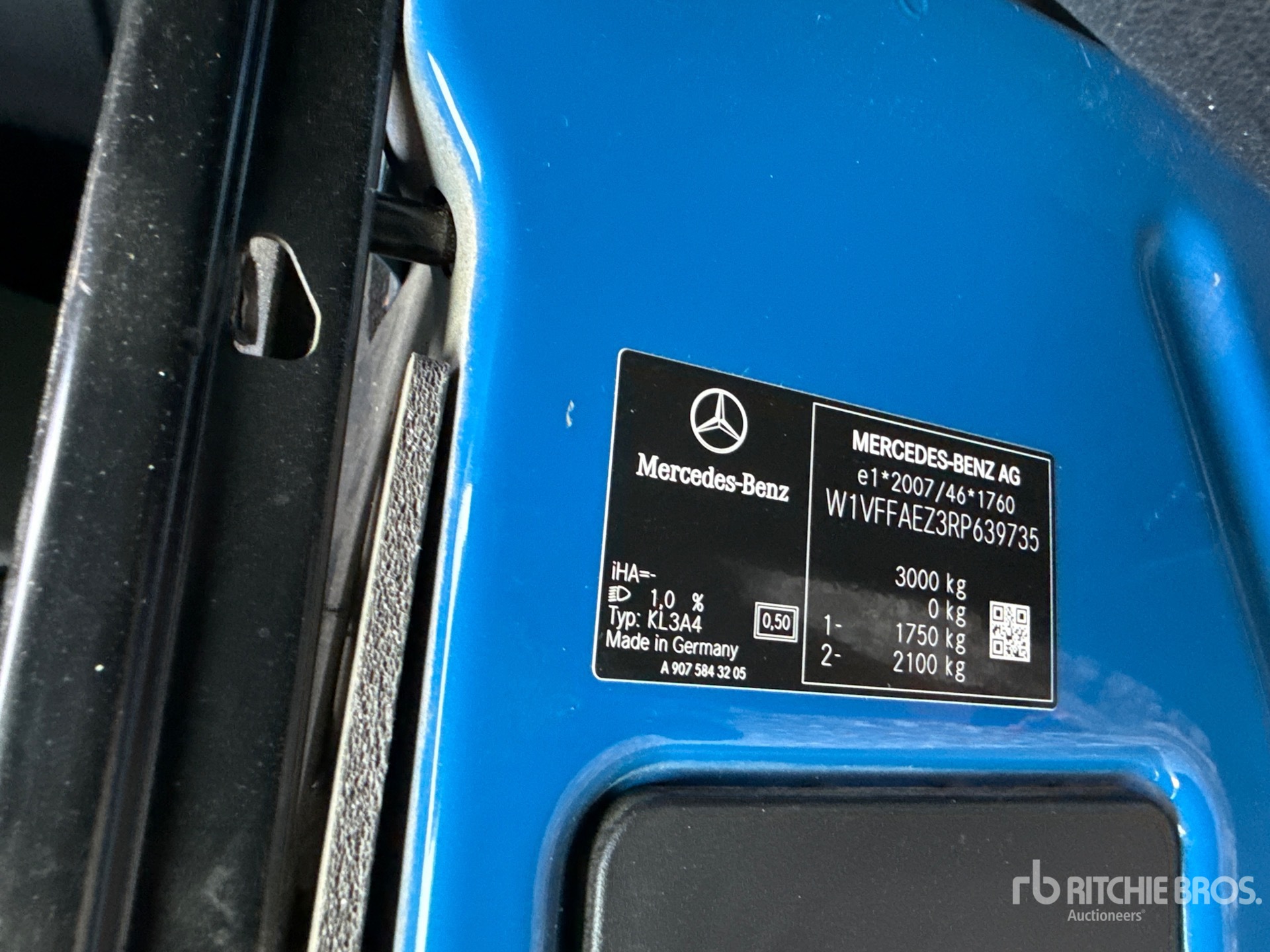 2024 Mercedes-Benz SPRINTER 211 CD