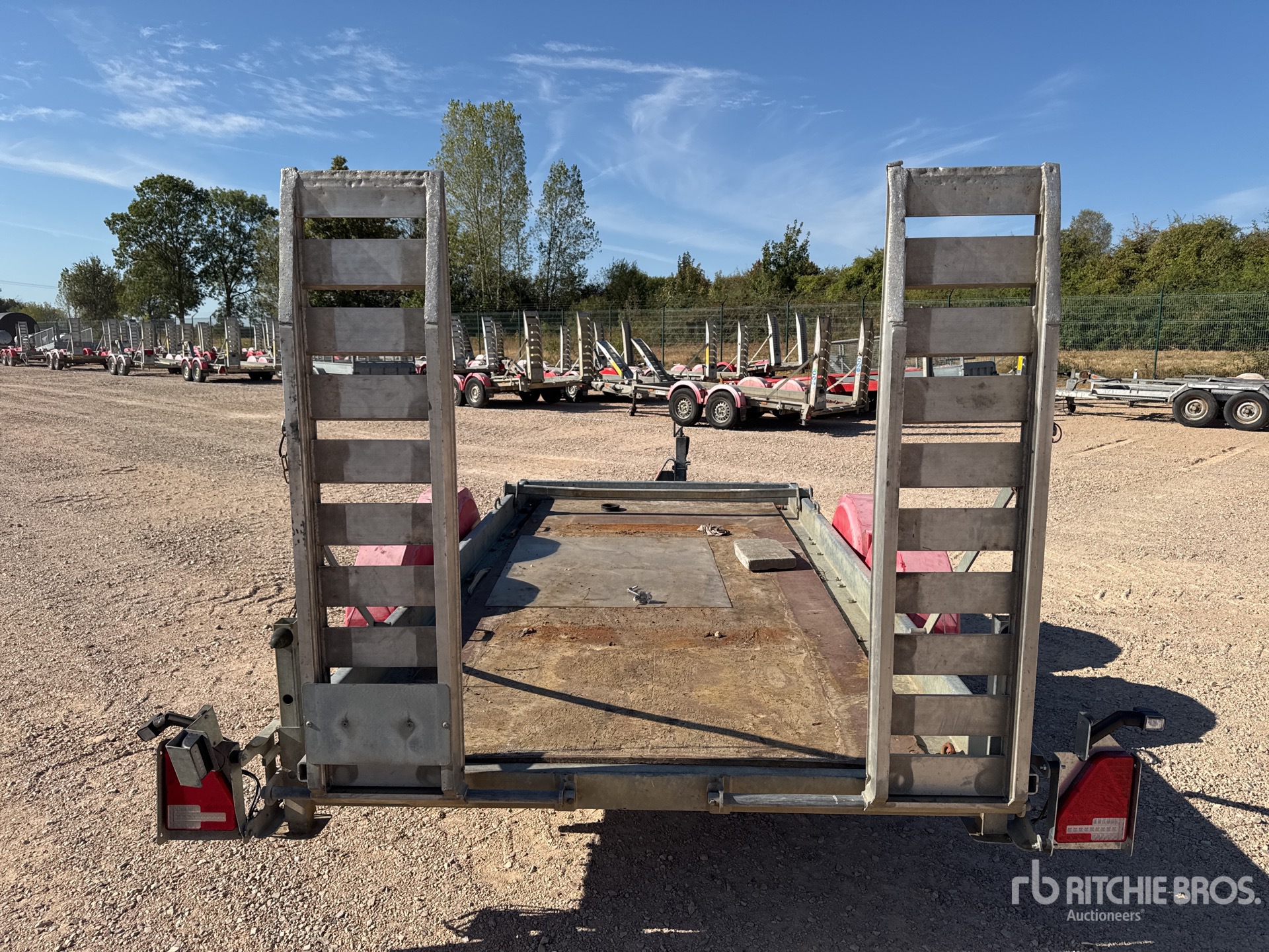 Hubiere T/A Remorque (Inoperable)