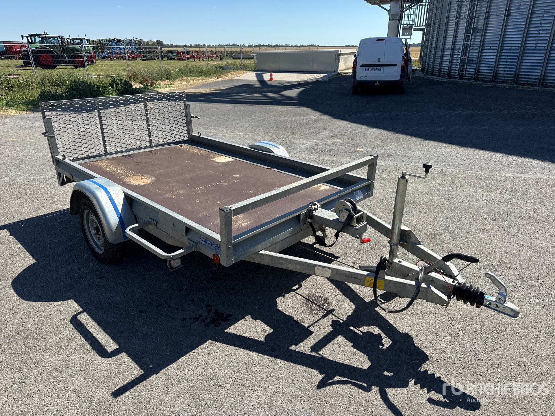 2024 Magnum E750