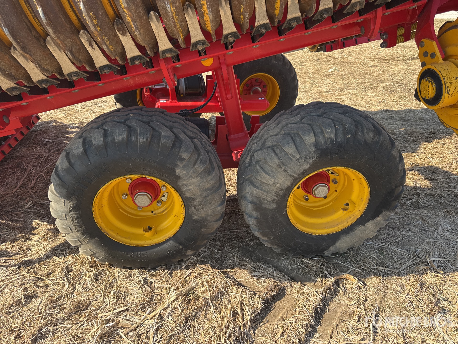 2025 Vaderstad CARRIER 820