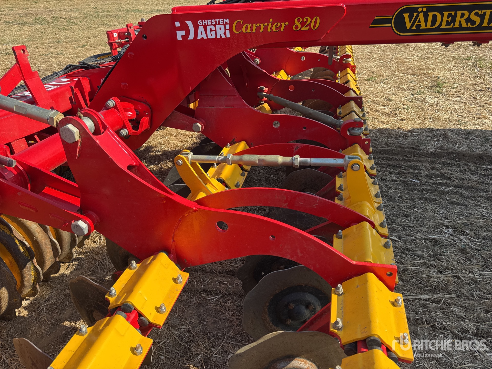 2025 Vaderstad CARRIER 820