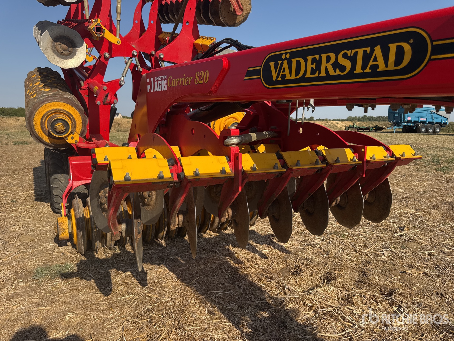 2025 Vaderstad CARRIER 820
