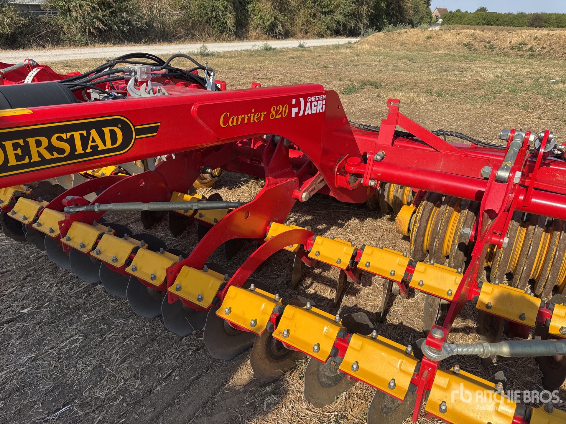 2025 Vaderstad CARRIER 820