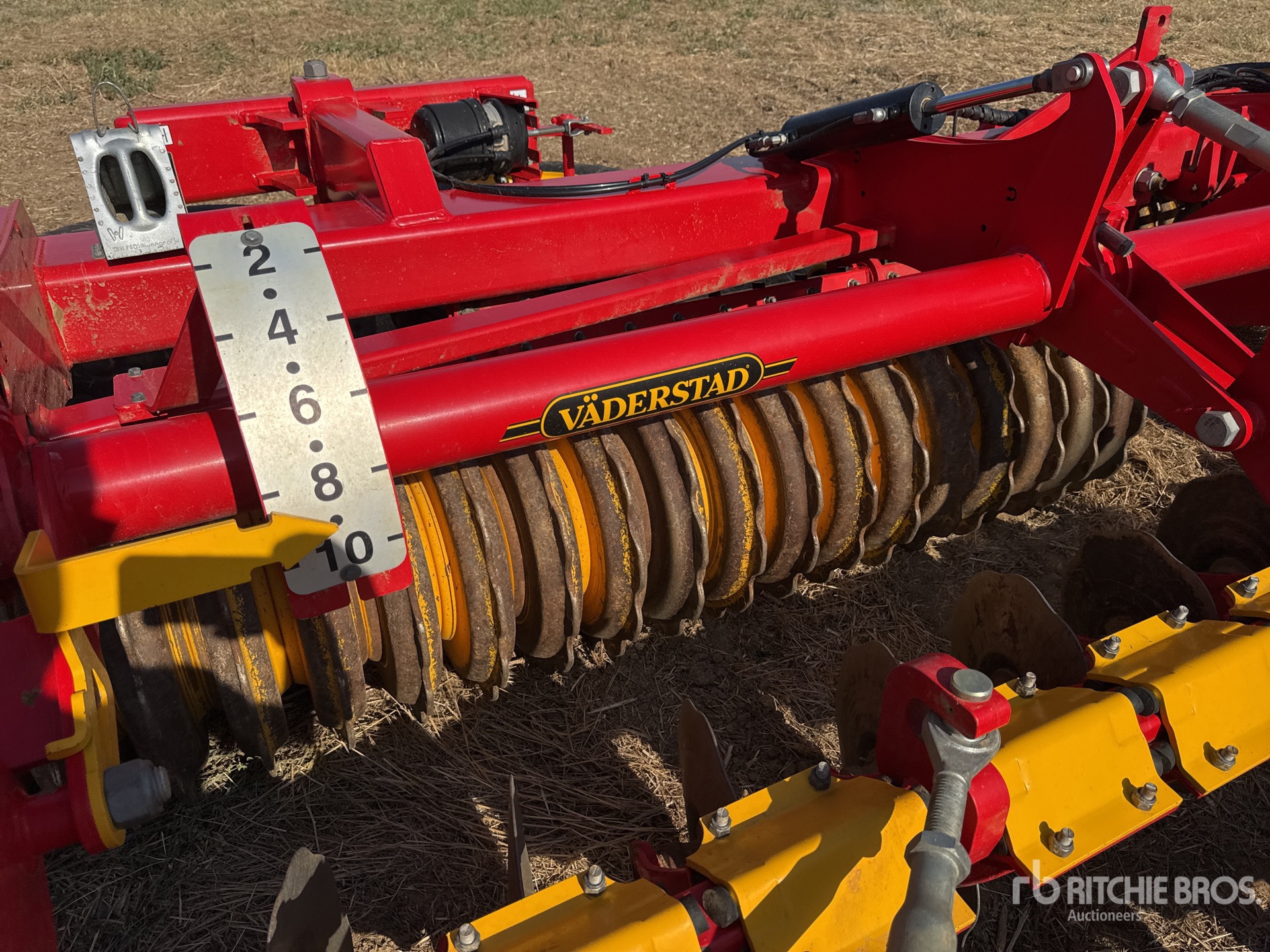 2025 Vaderstad CARRIER 820
