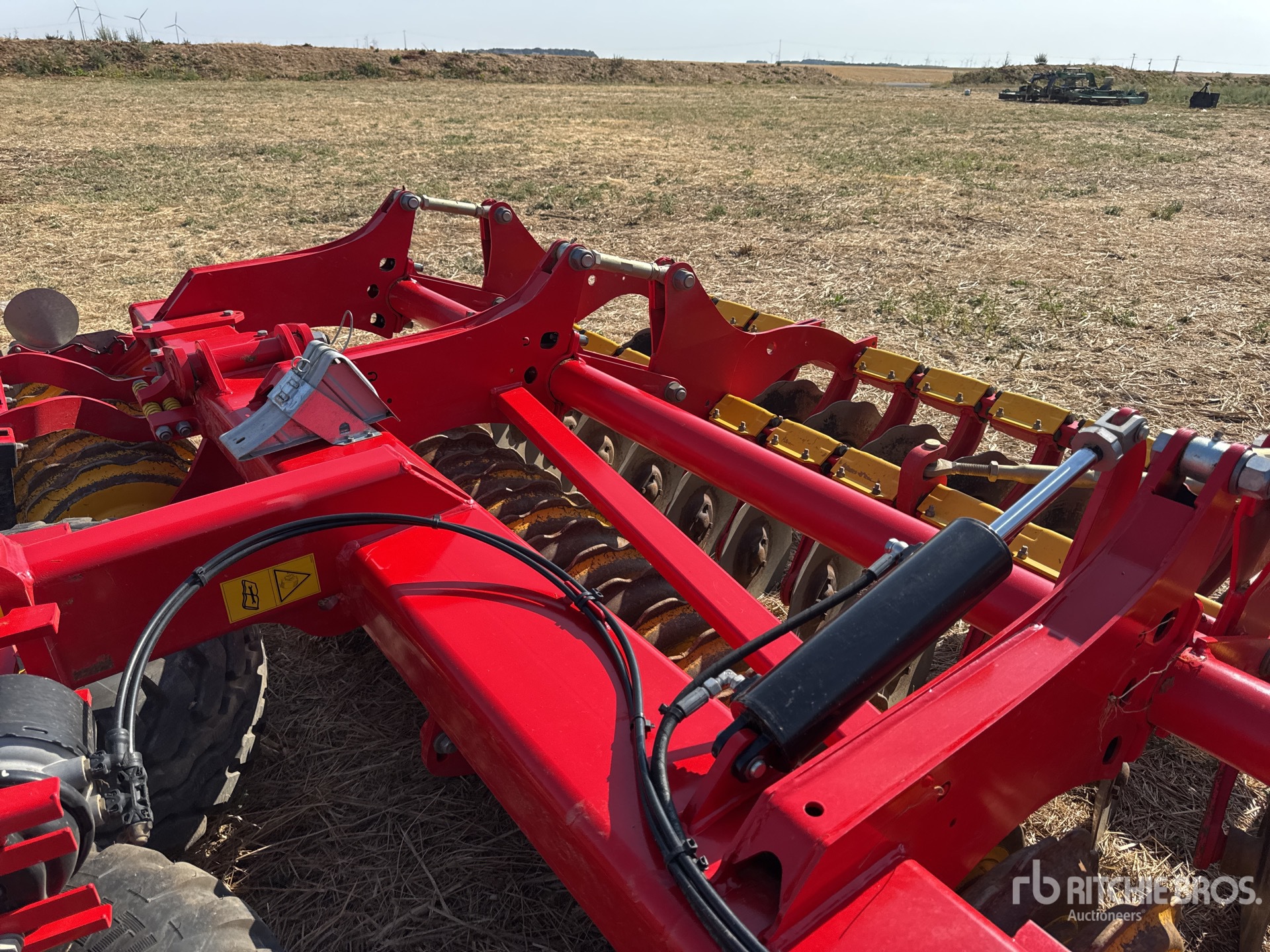 2025 Vaderstad CARRIER 820