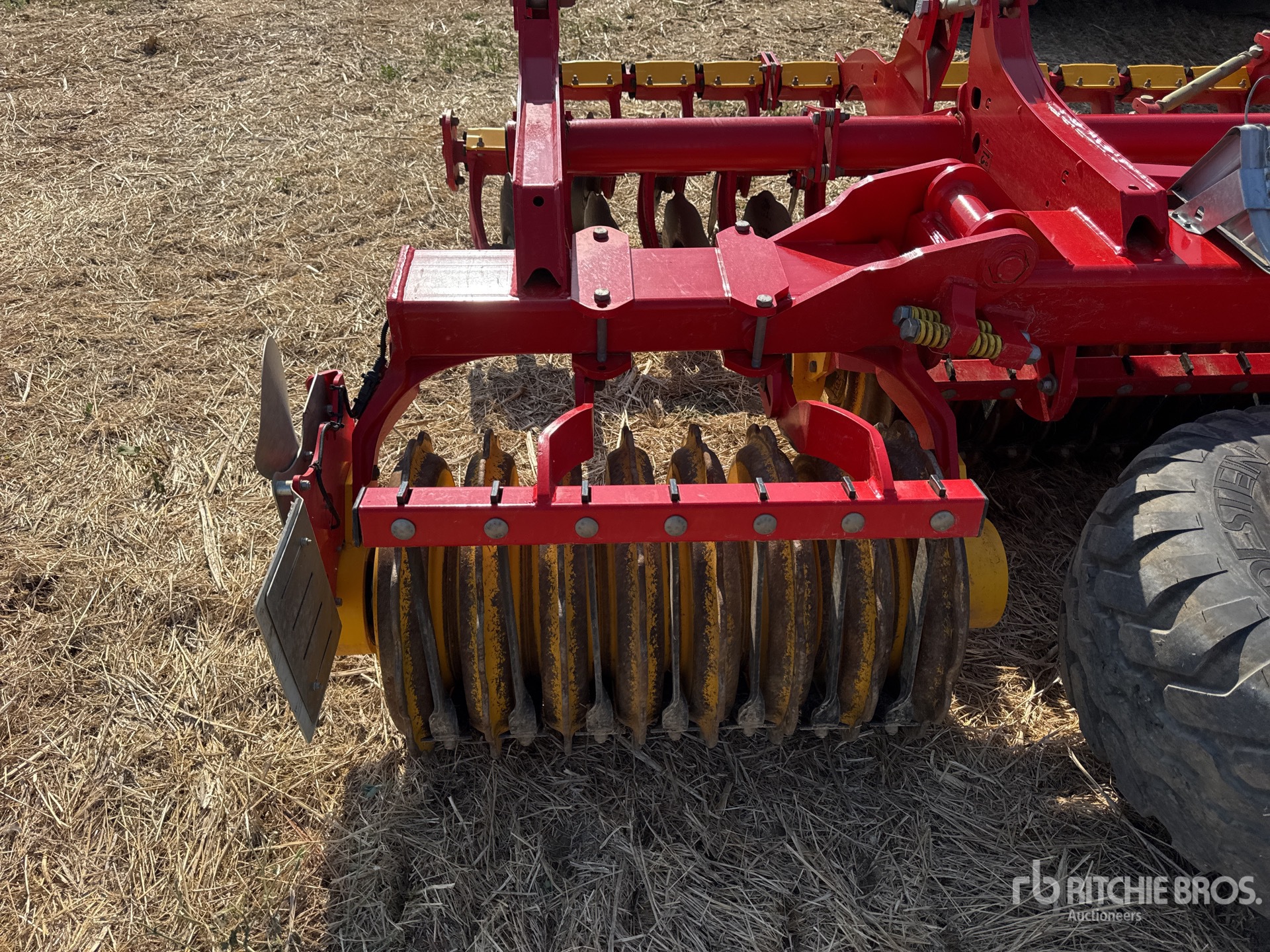 2025 Vaderstad CARRIER 820