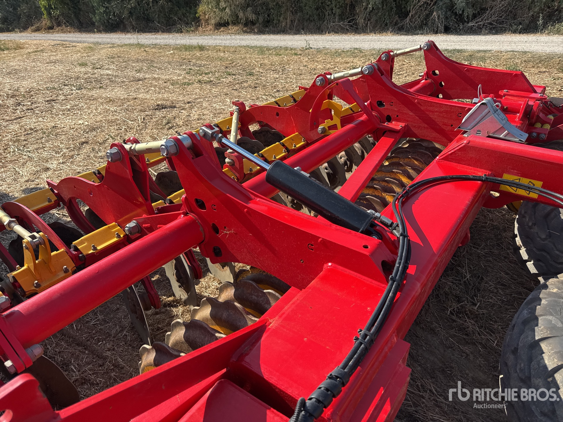 2025 Vaderstad CARRIER 820