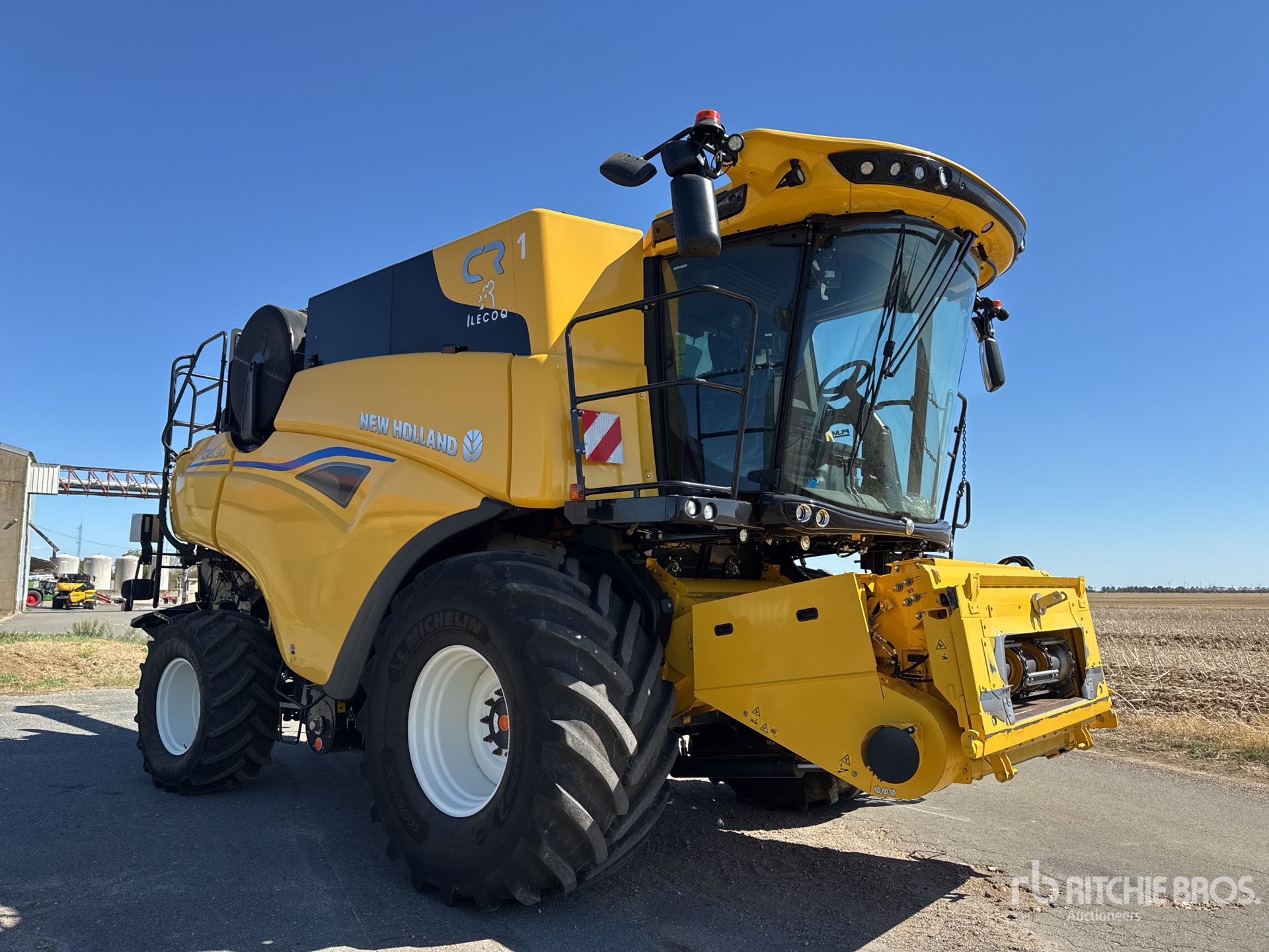 2023 New Holland CR9.90