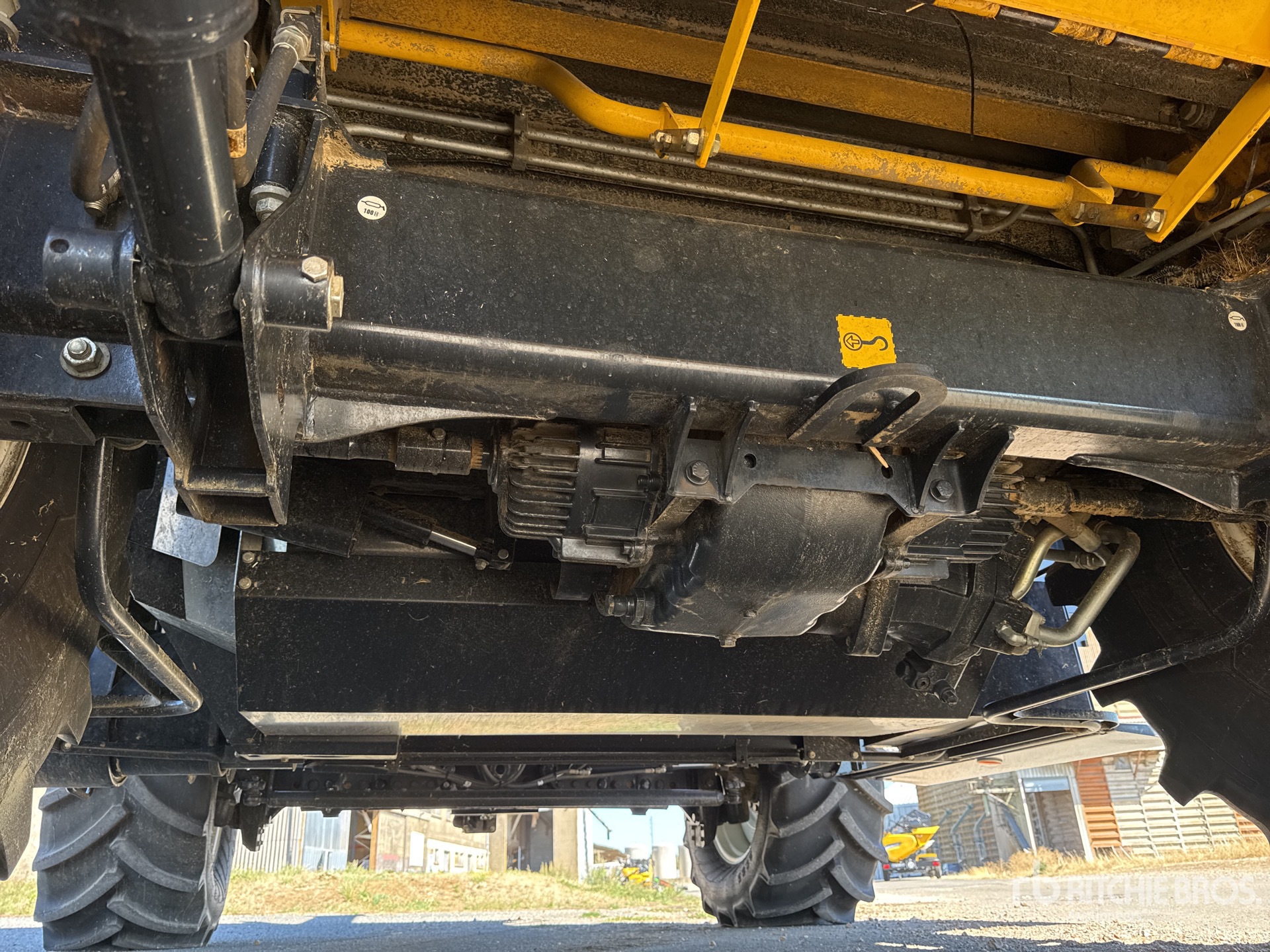 2023 New Holland CR9.90