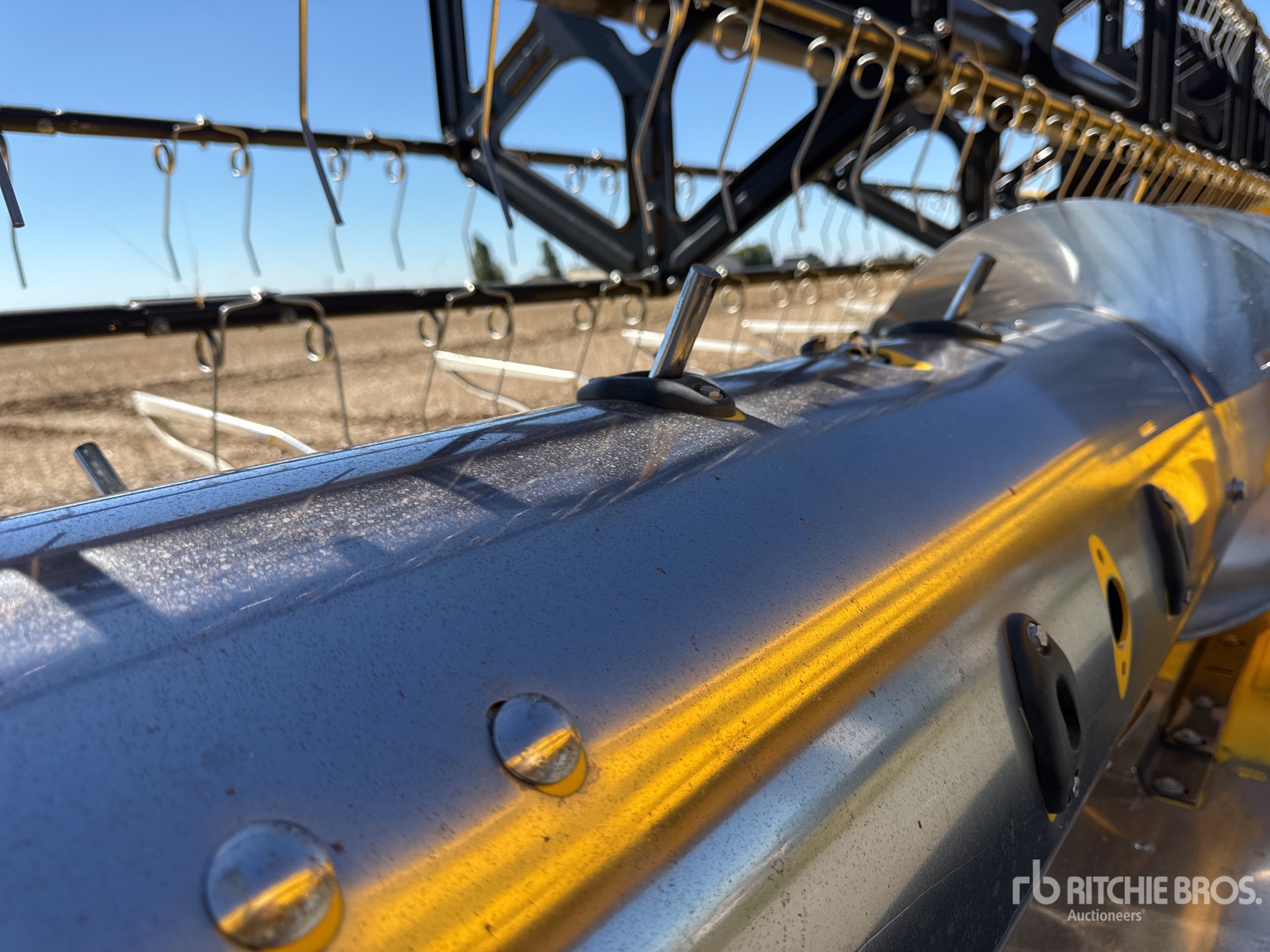 2023 New Holland CR9.90