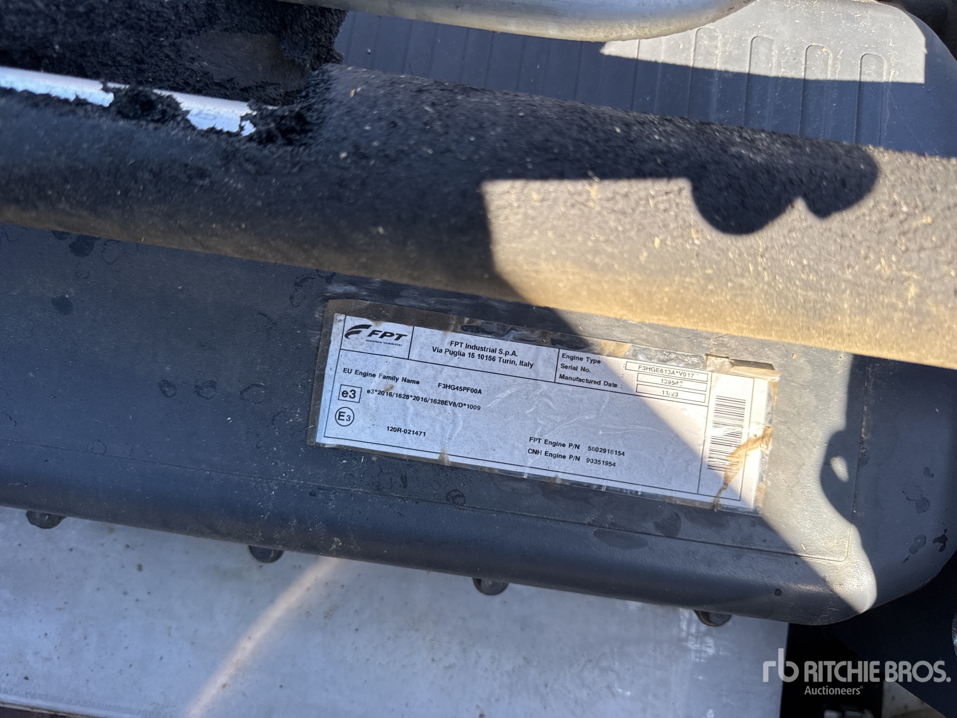 2023 New Holland CR9.90