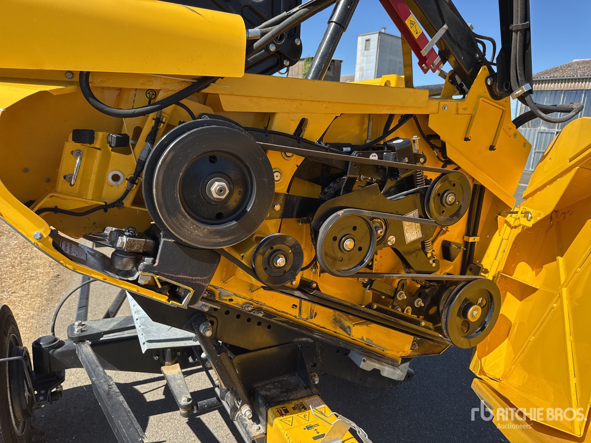2023 New Holland CR9.90