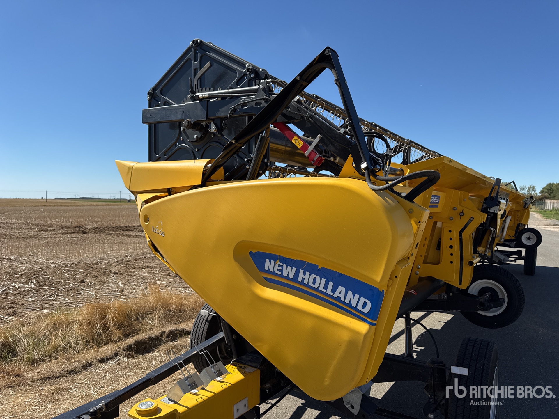 2023 New Holland CR9.90