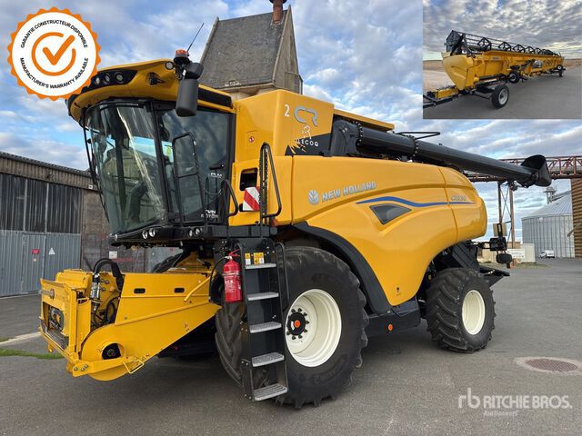 2023 New Holland CR9.90 Combine Harvester