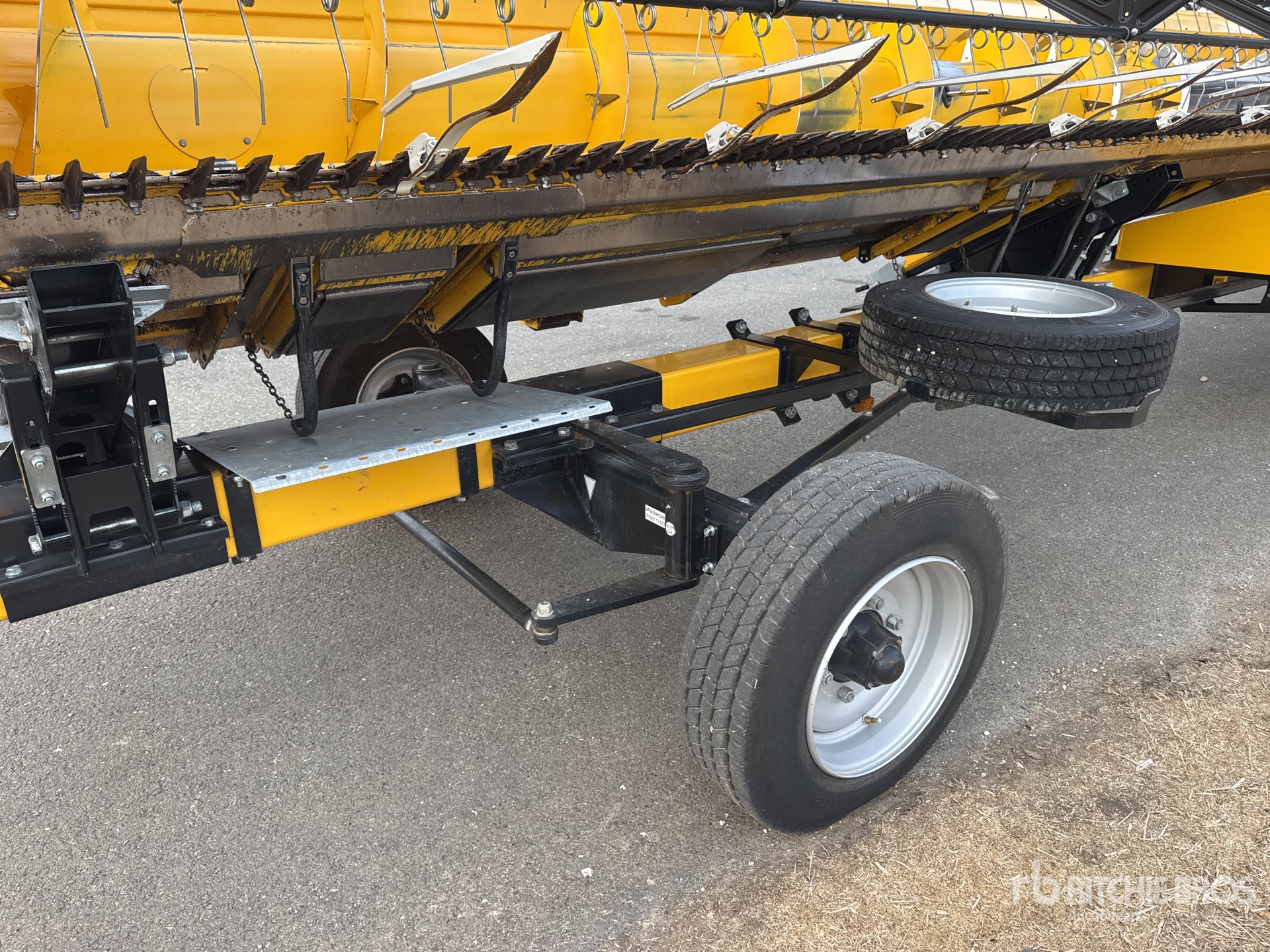2023 New Holland CR9.90