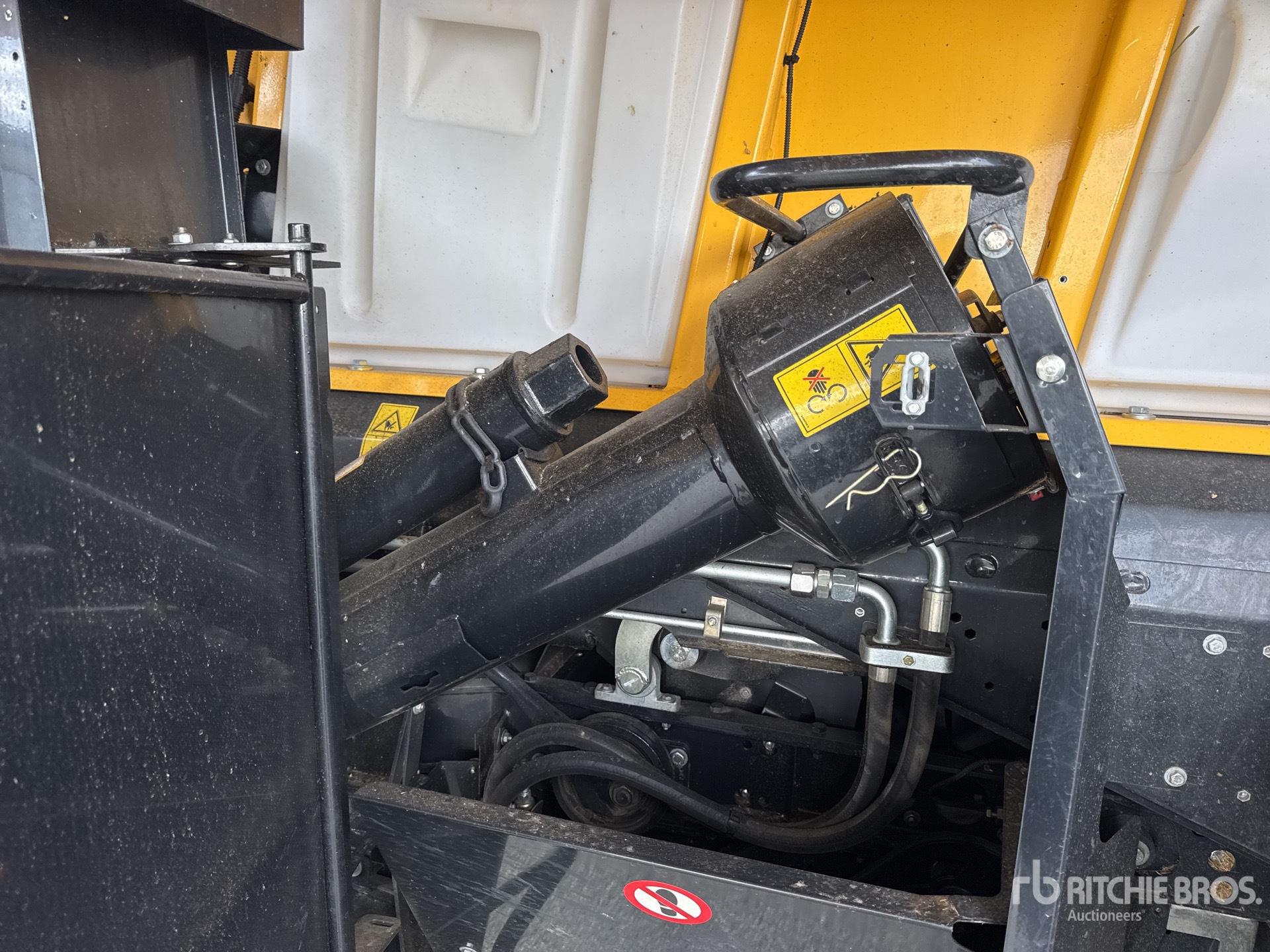 2023 New Holland CR9.90