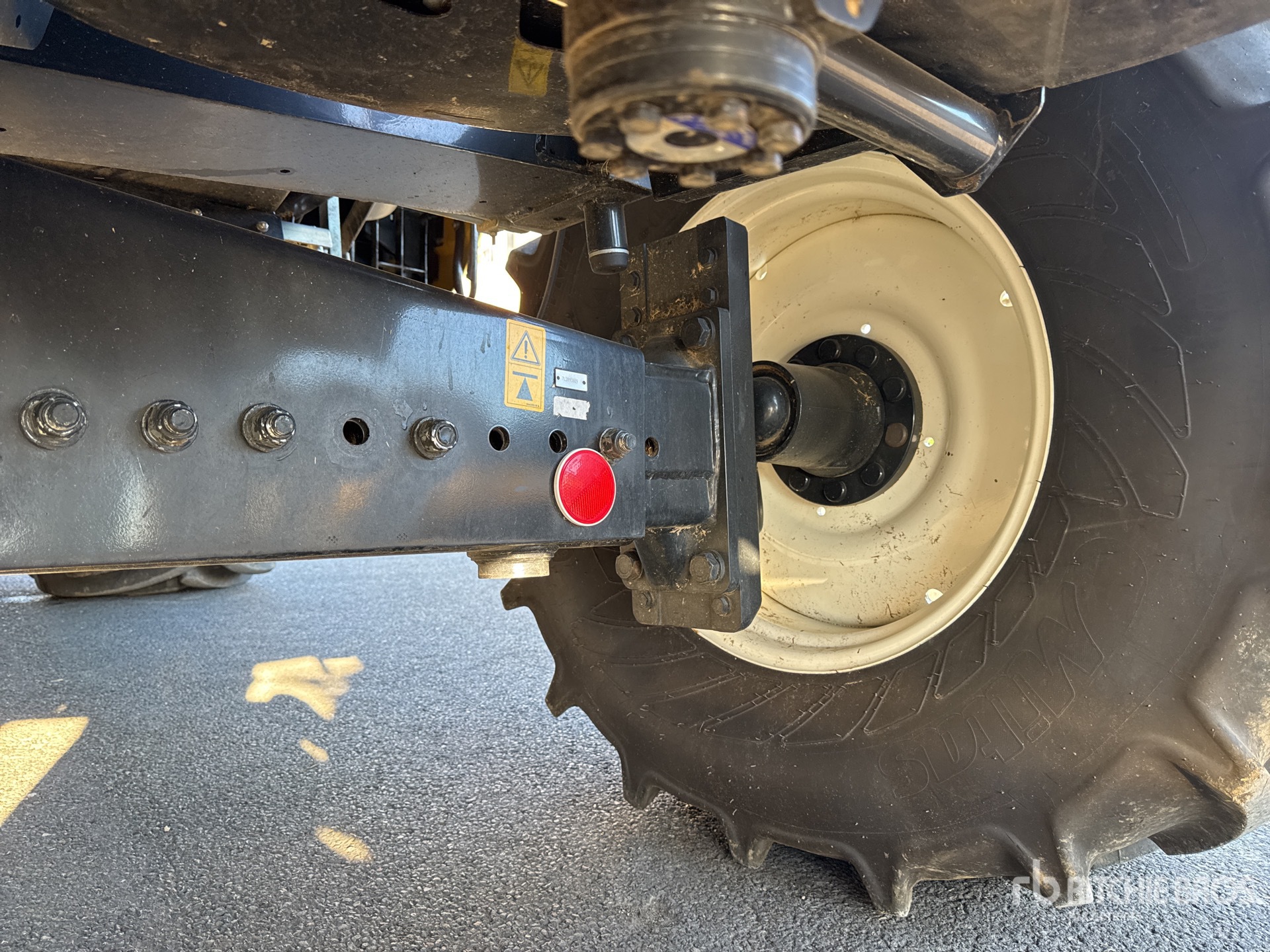 2023 New Holland CR9.90